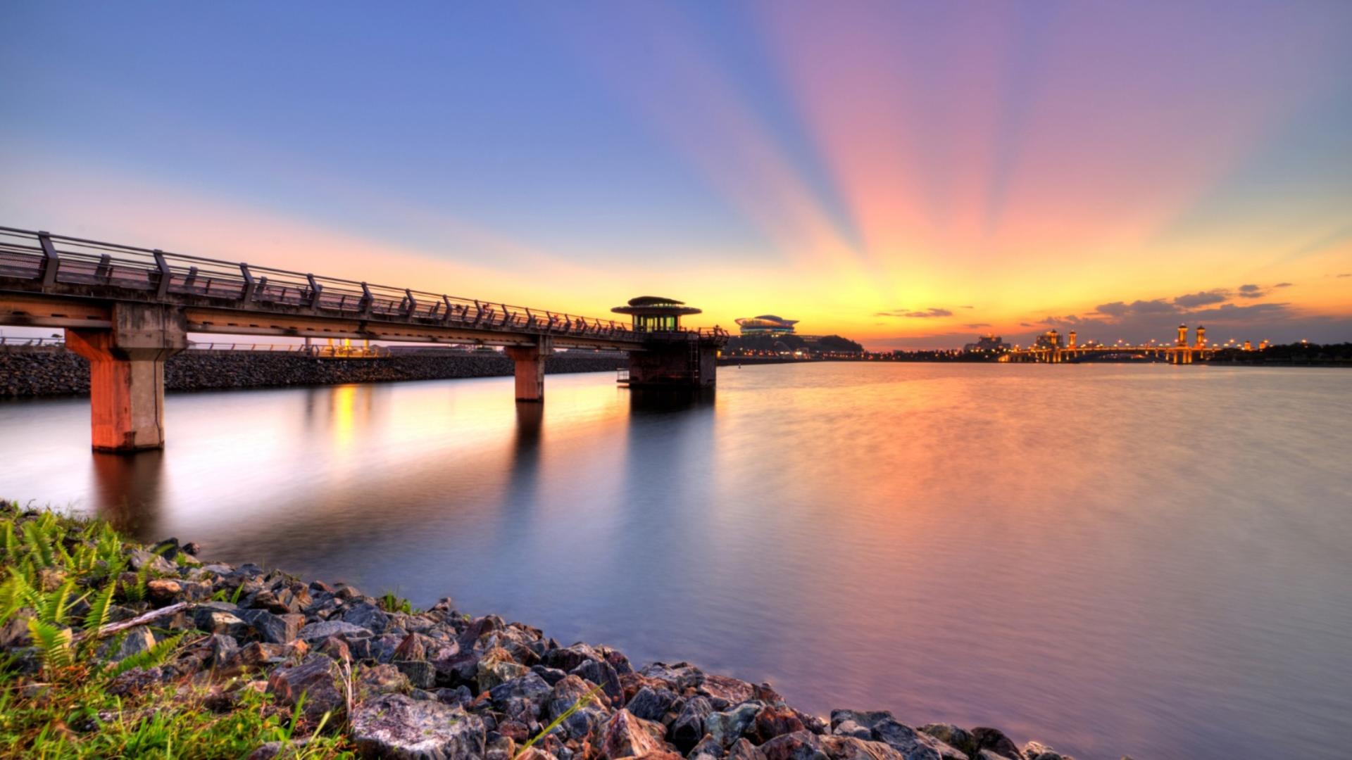 Putrajaya Sunset Cruise and Kuala Lumpur Night Exploration - Thumbnail 7
