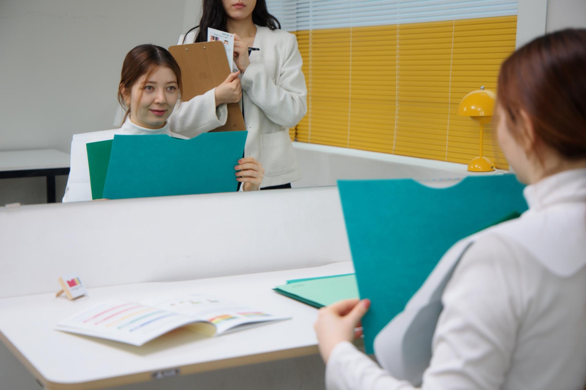 Hongdae Personal Color Analysis Group Consulting - Image Ho - Thumbnail 7