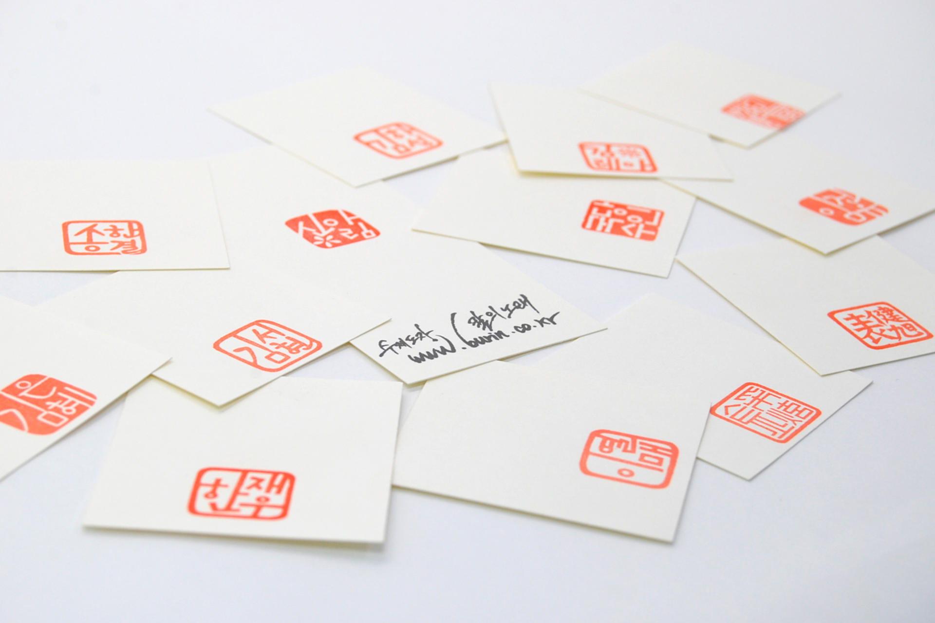 Seoul Hongdae Korean Calligraphy & Stone Seal Carving One-Day Class - Thumbnail 4