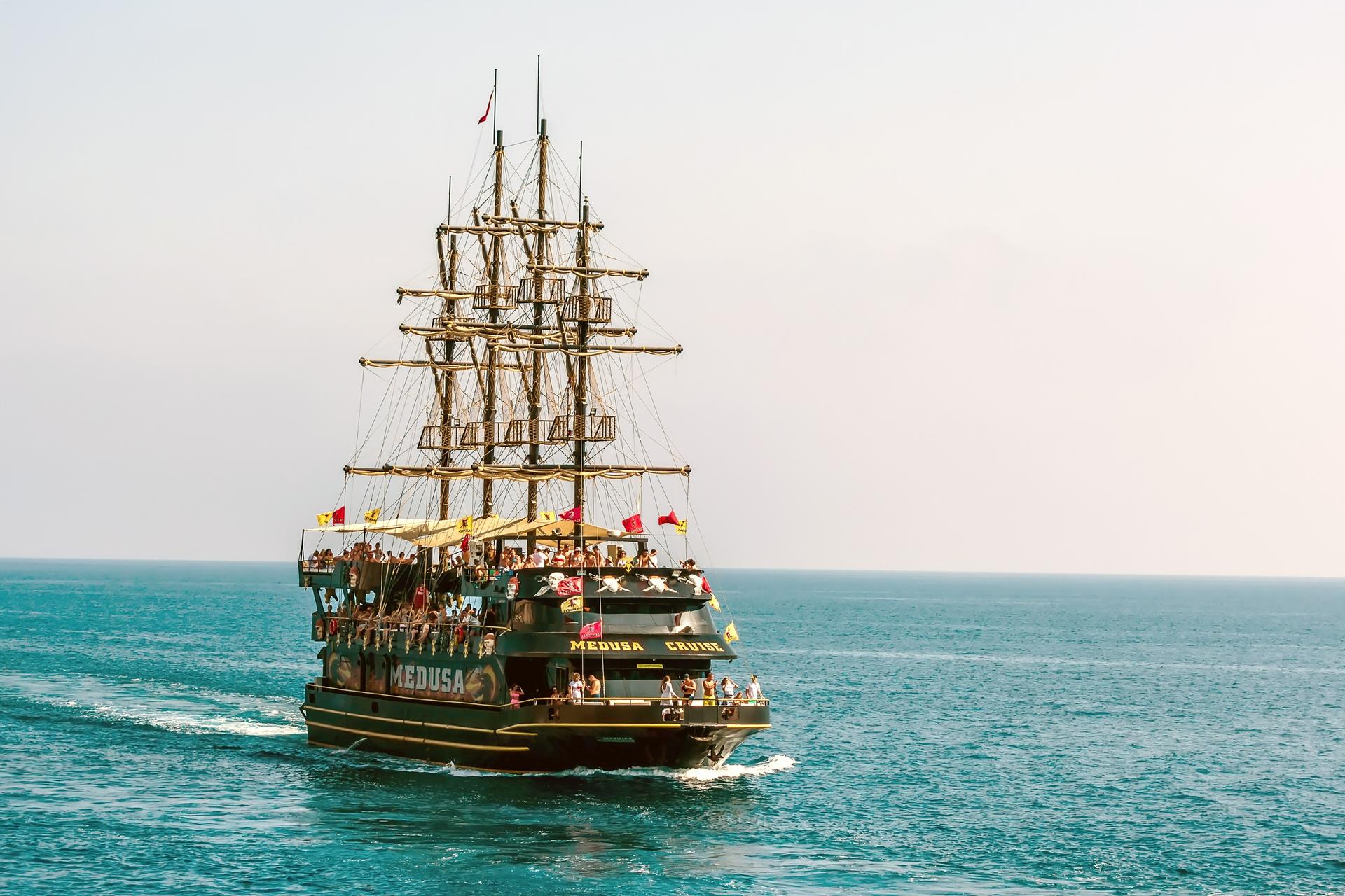 Pirate Boat Trip in Marmaris  - Thumbnail 2