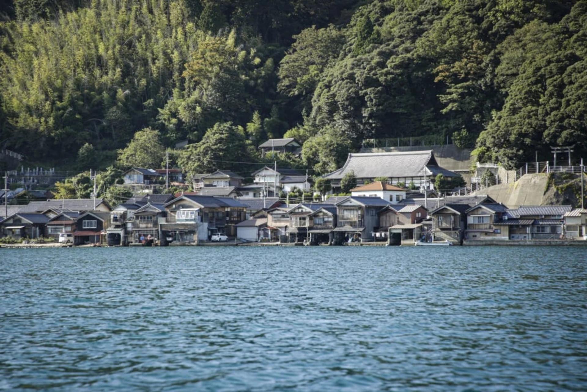 [Group of 1 Possible] One-Day Tour to Japan Sea's Kyoto Amanohashidate, Ine Boathouse, and Miyama Thatched Village | Superb View Amanohashidate, 100-Year Boathouse Scenery, Miyama Town Thatched Roof Panorama | Limited to Round Trip from Osaka - Thumbnail 7