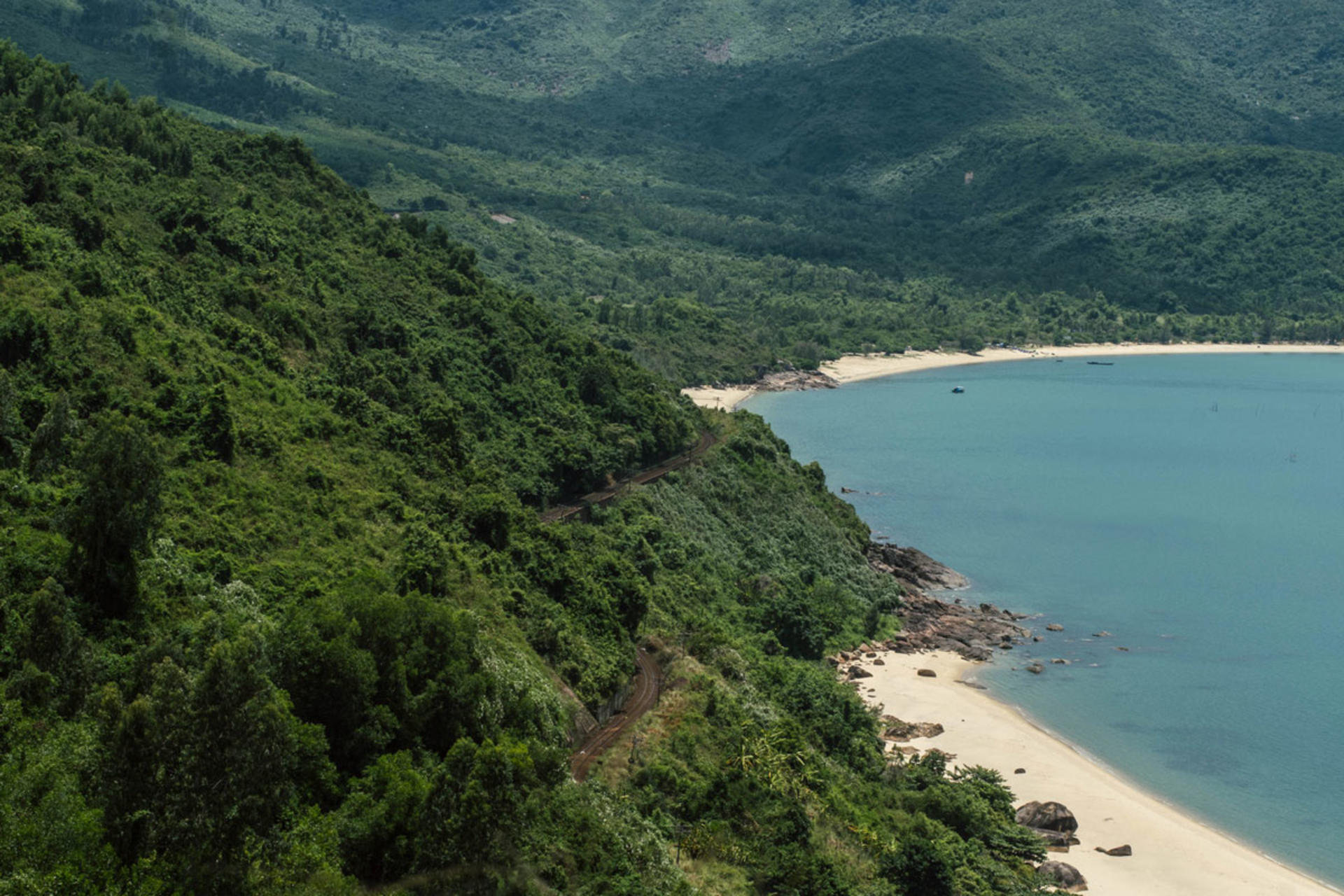 Danang Highlights Private Photography Guide Tour - Thumbnail 13
