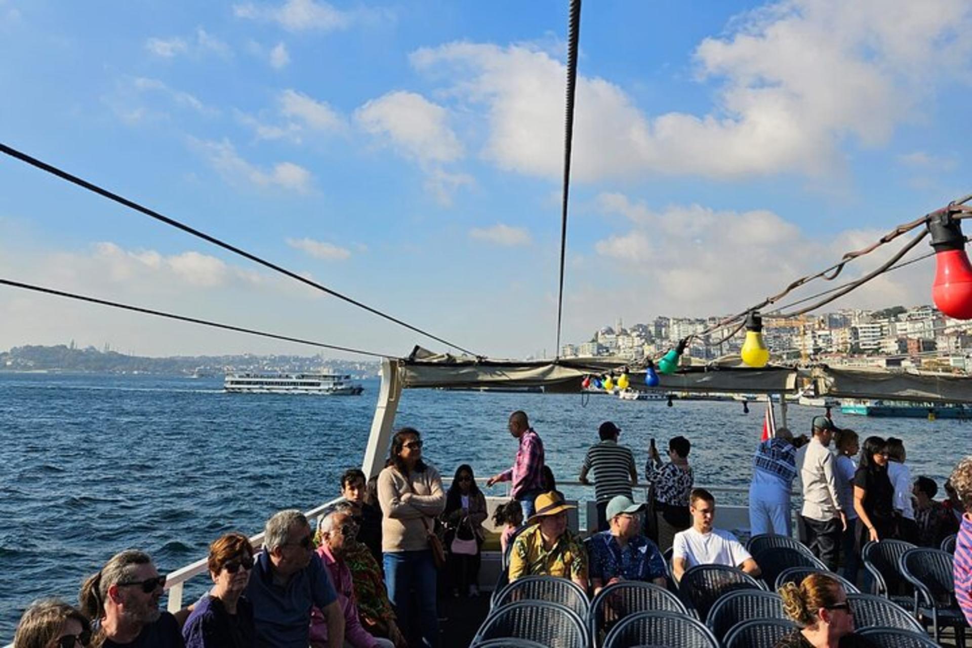 Beyond Continents: 3-Hour Istanbul Bosphorus Cruise with Asian Shore - Thumbnail 63