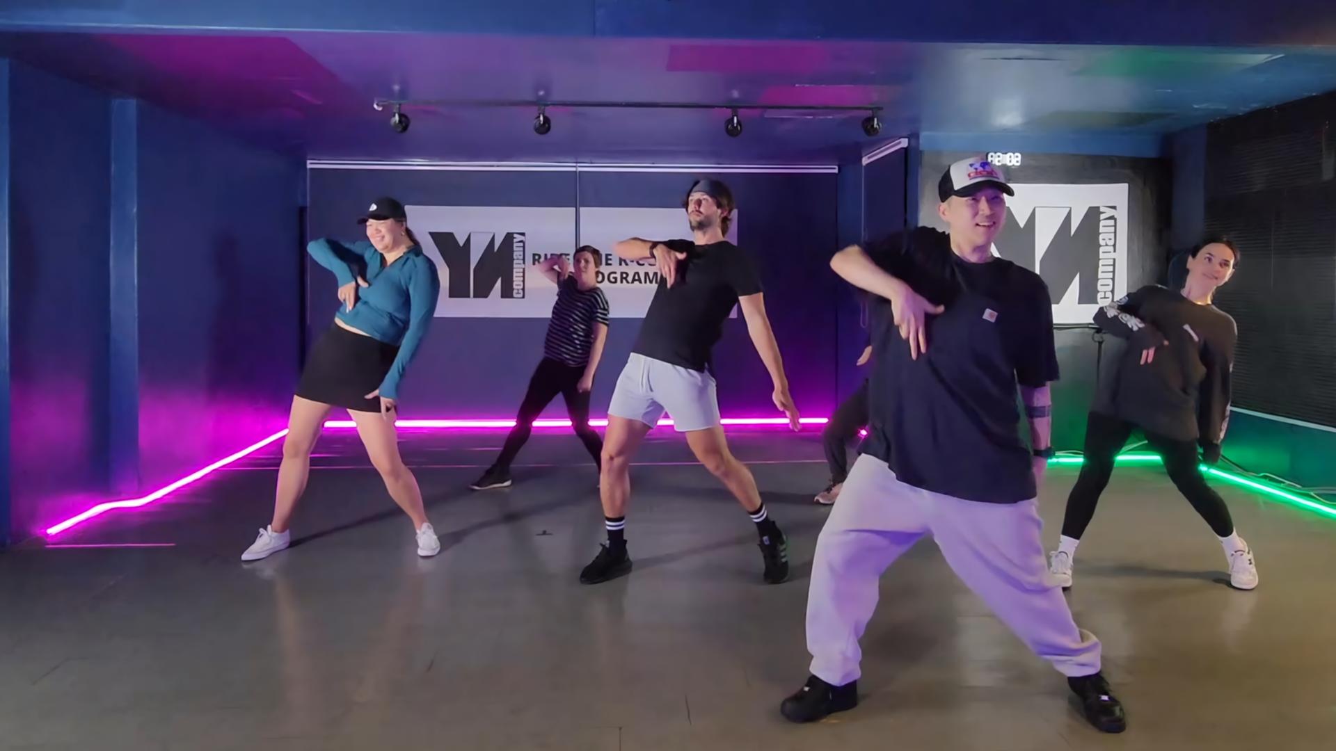 Kpop Dance Class in Seoul (incl. video shooting & editing) - Thumbnail 4