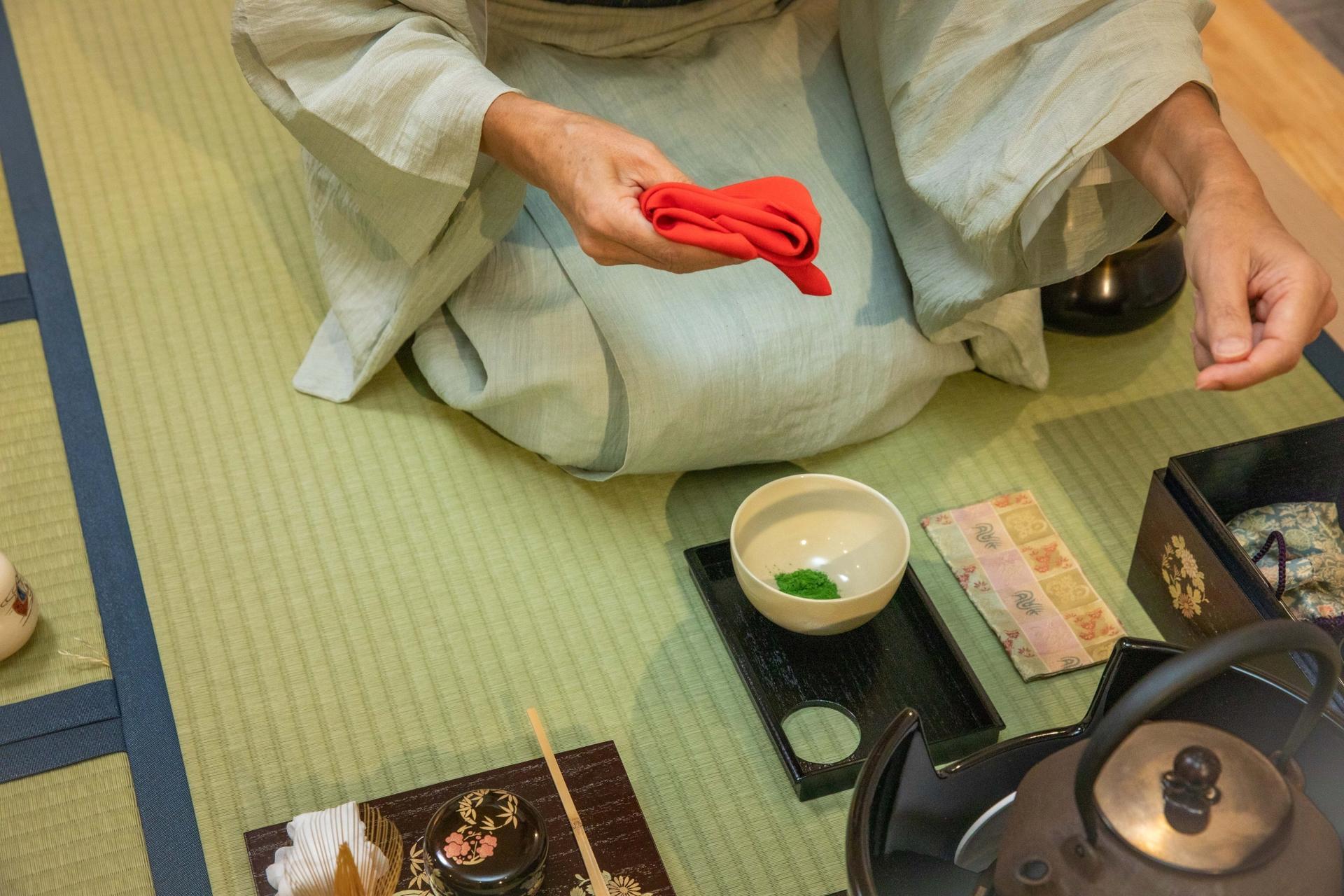 Tea Ceremony Experience in Asakusa Tokyo - Thumbnail 2