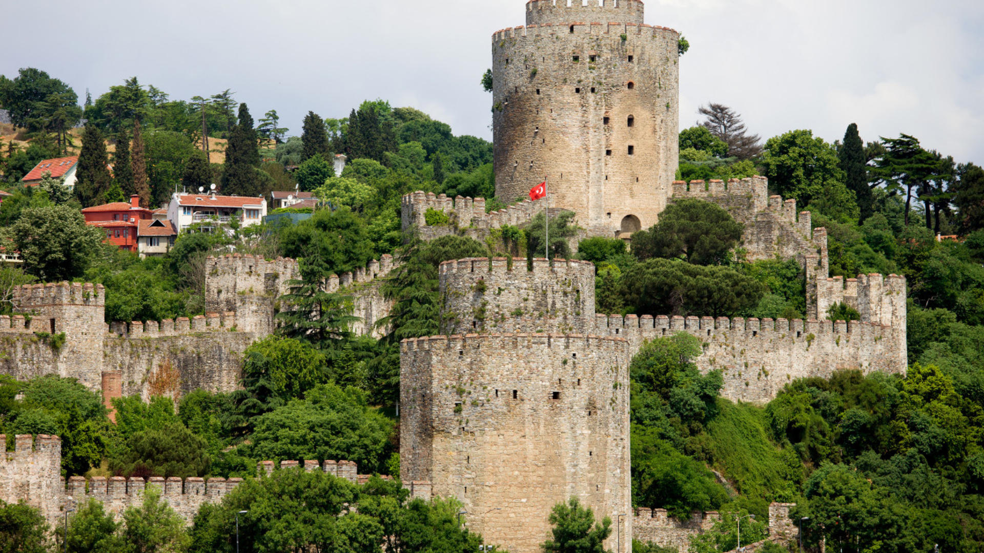 Rumeli Fortress Skip-the-Ticket-Line Entry with Audio Guide - Image 1
