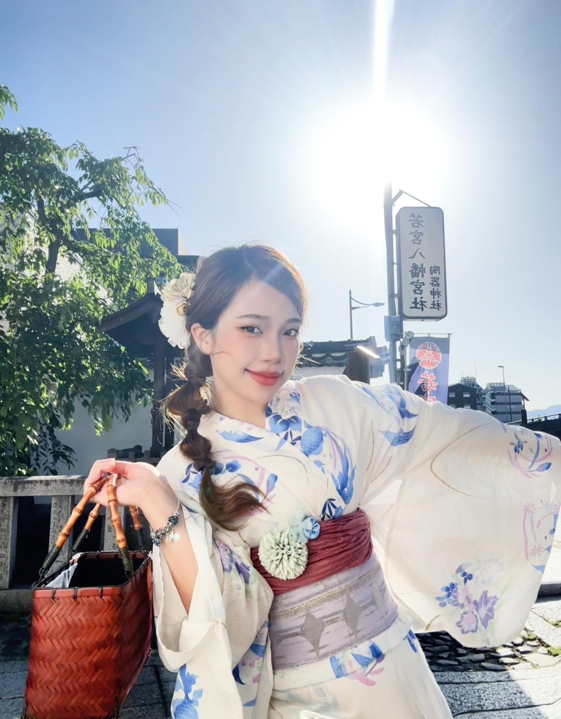 Kyoto Kiyomizu-dera Temple Kimono/Yukata Rental Experience - Thumbnail 2