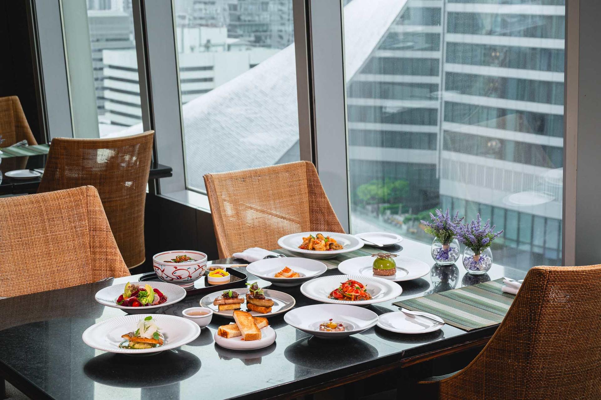Up & Above Restaurant and Rooftop Bar at The Okura Prestige Bangkok - Thumbnail 46