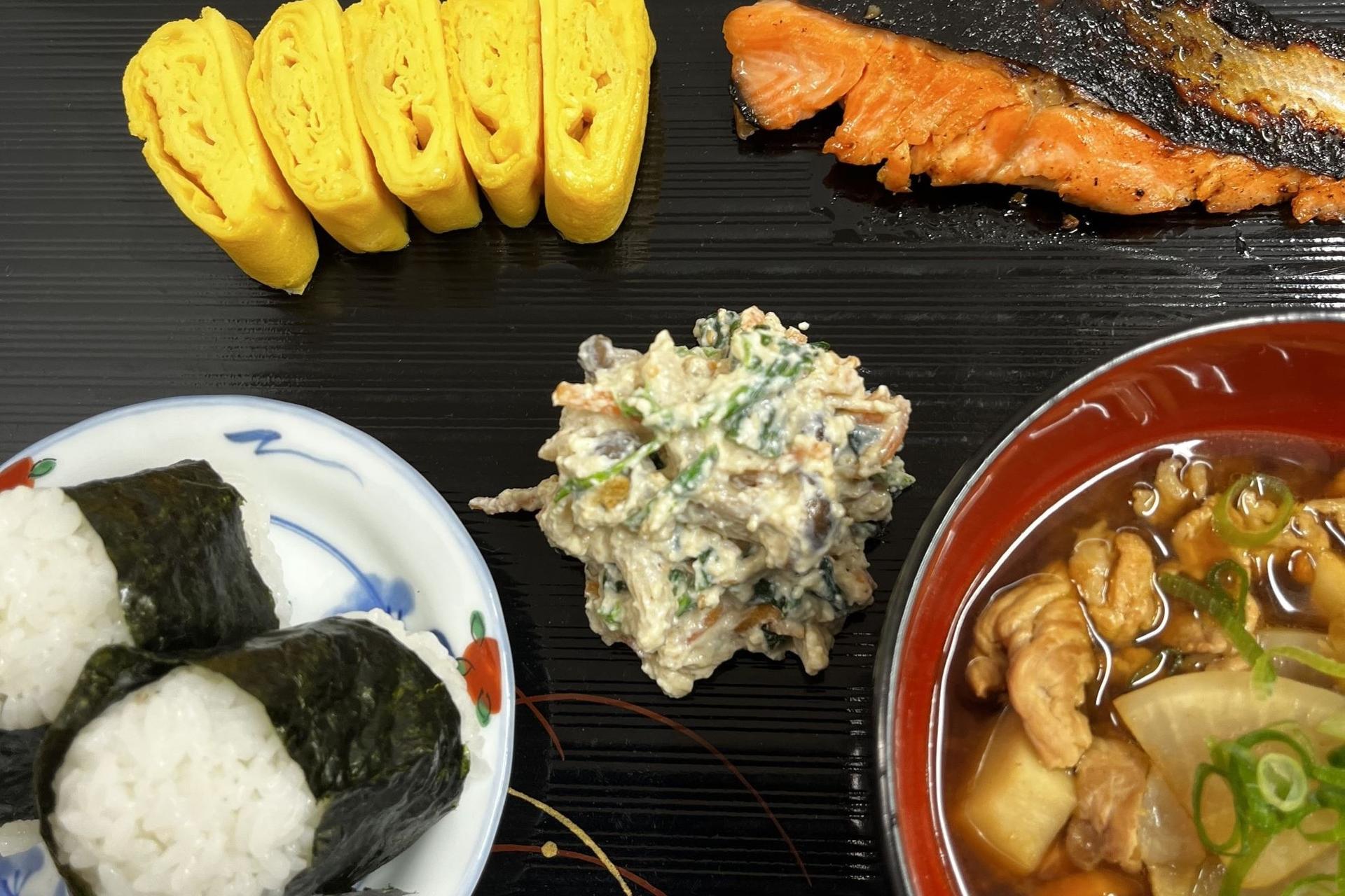 Grandma's Traditional Japanese Cooking Class & Tea Ceremony  - Thumbnail 3