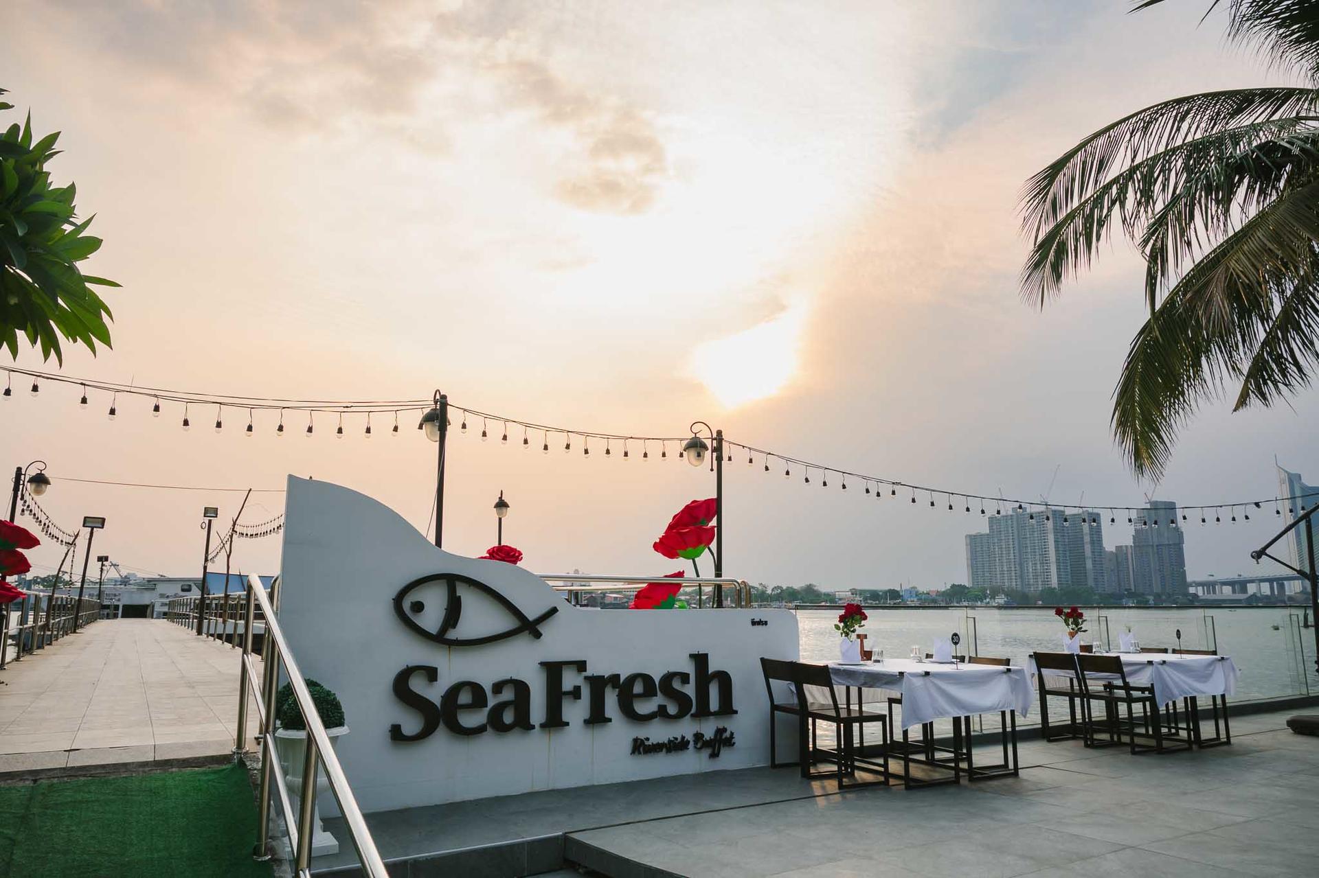 Seafresh Riverside Buffet in Bangkok - Thumbnail 17