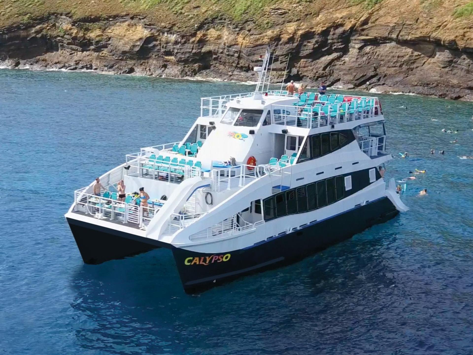 Molokini & Turtle Town Snorkel Adventure Aboard Calypso Catamaran - Image 1