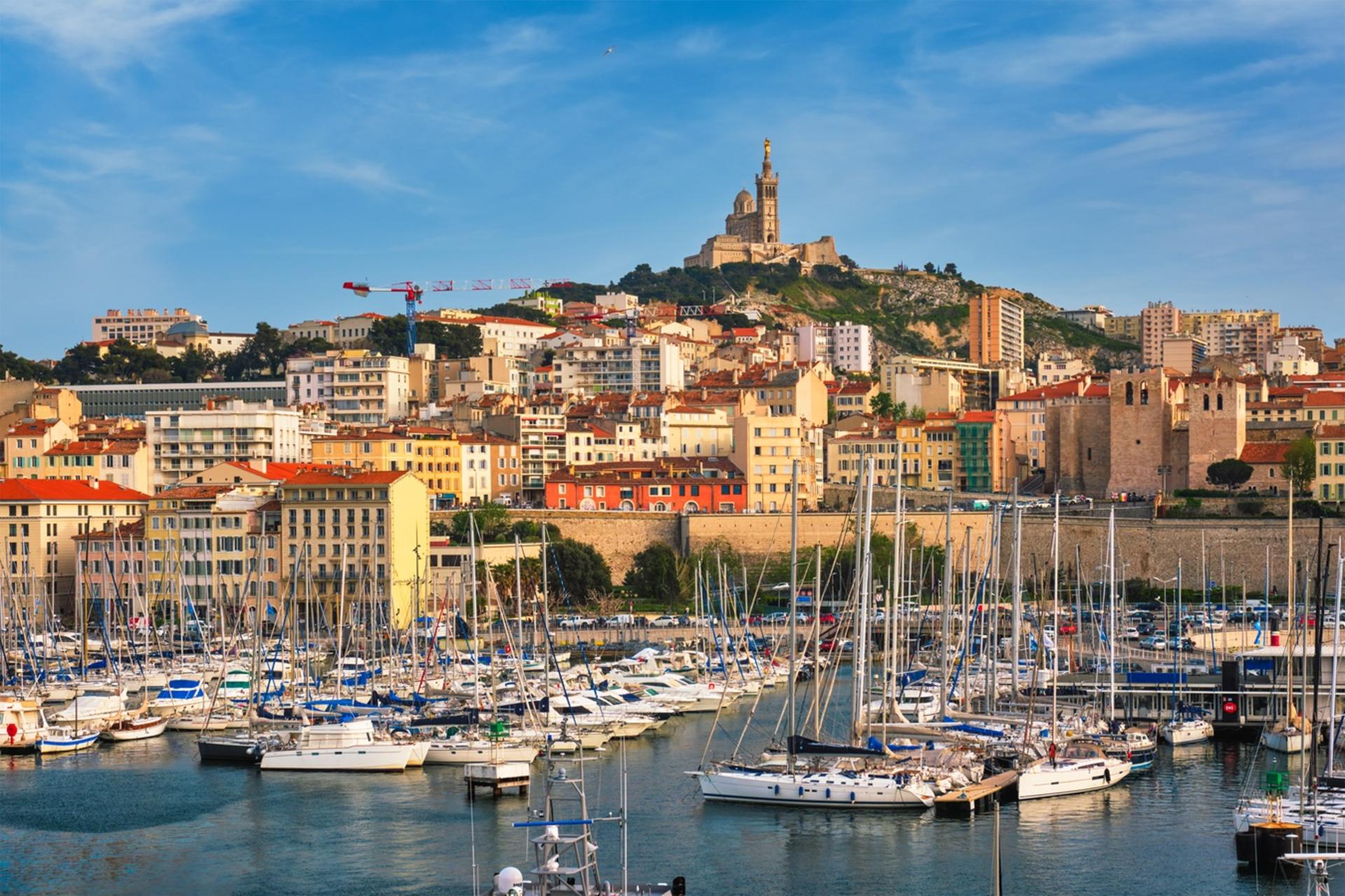Marseille Highlights & Night Lights Private Tour: City & Harbor View - Thumbnail 4