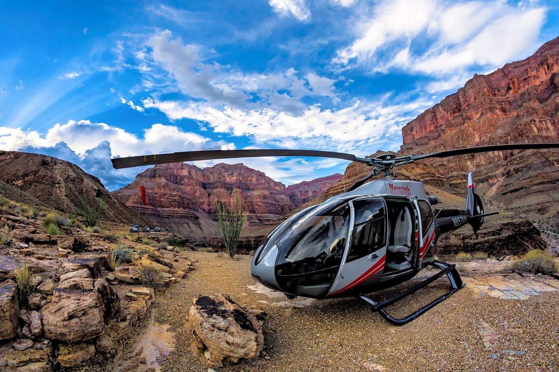 Grand Canyon West Helicopter Tour from Las Vegas (Dual Landing) - Thumbnail 6