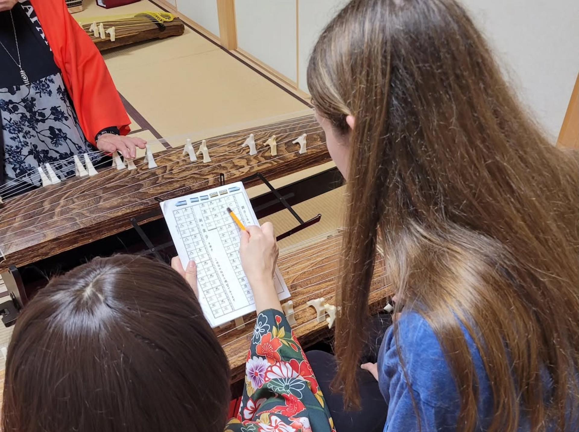 Private Koto Lesson with a Professional Musician in Nagoya - Thumbnail 3