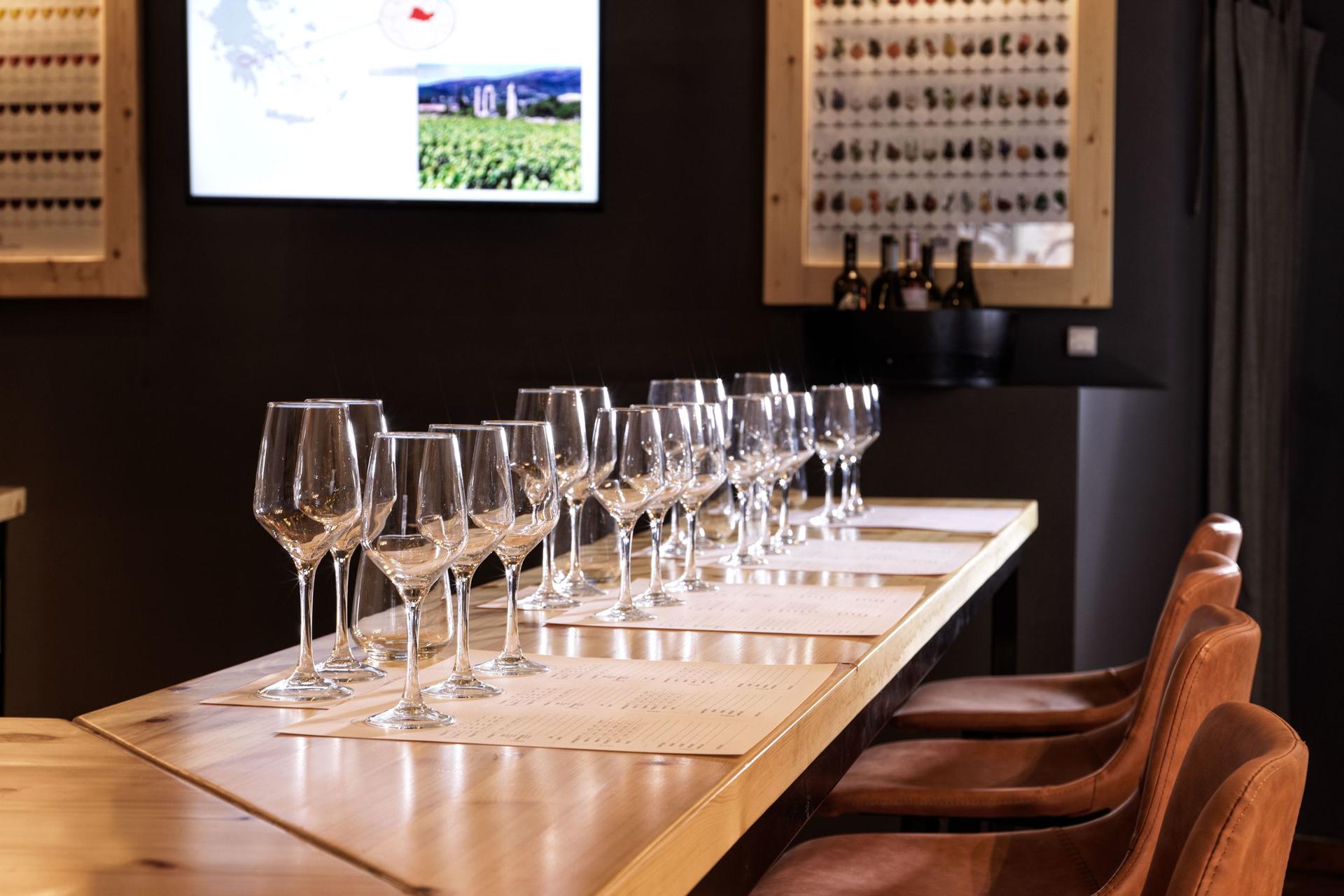 Greek wine tasting in Athens - Thumbnail 10