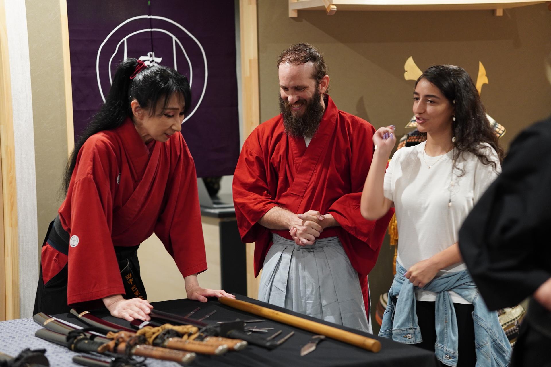 Kyoto: Samurai Sword Workshop with Master Lee Murayama - Thumbnail 3