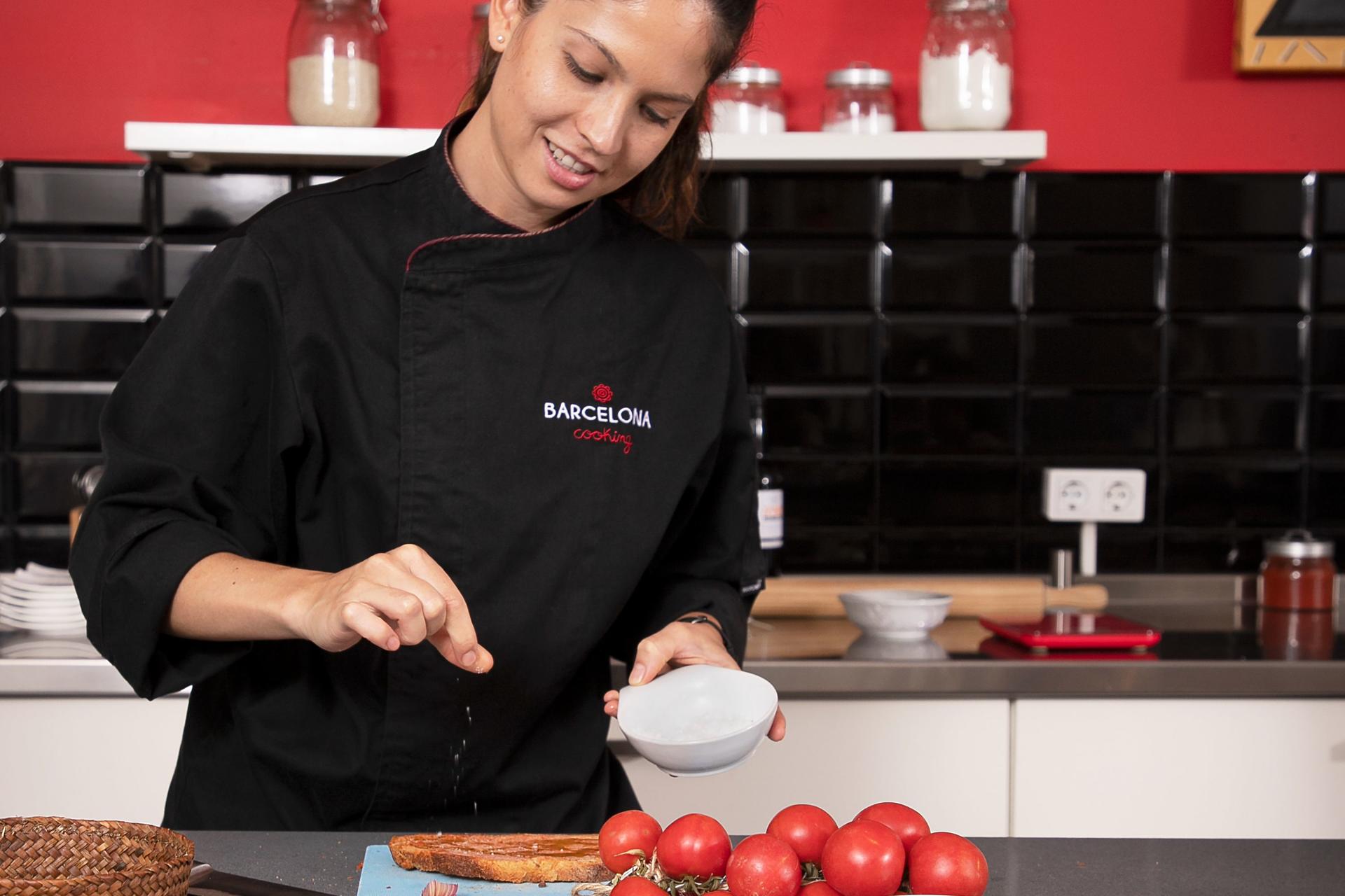 Tapas and Paella Cooking Class in Barcelona - Thumbnail 7