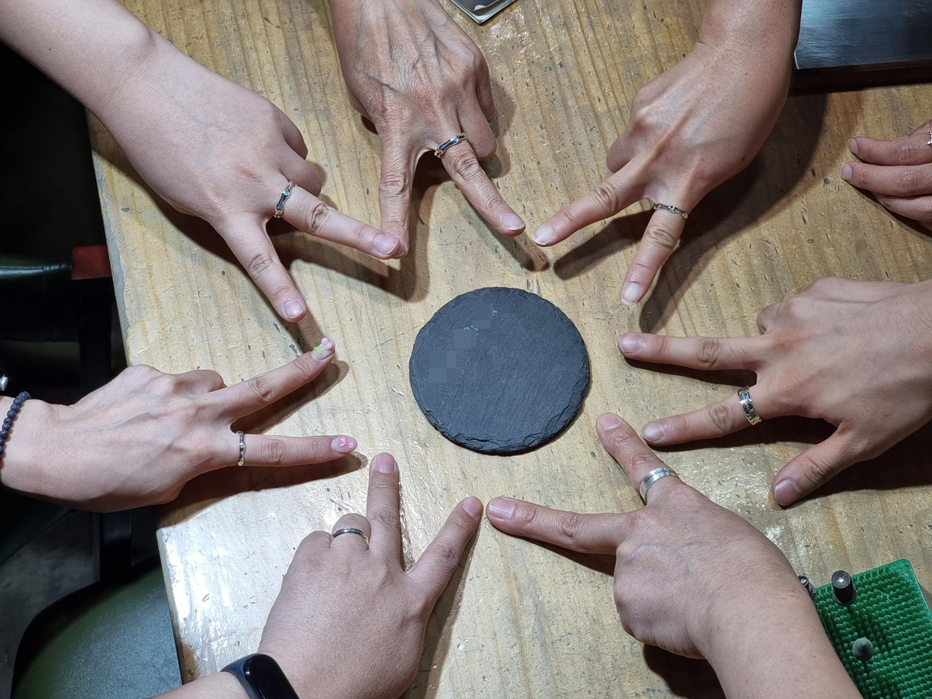 The place where Stray Kids made their own silver rings. - Thumbnail 9