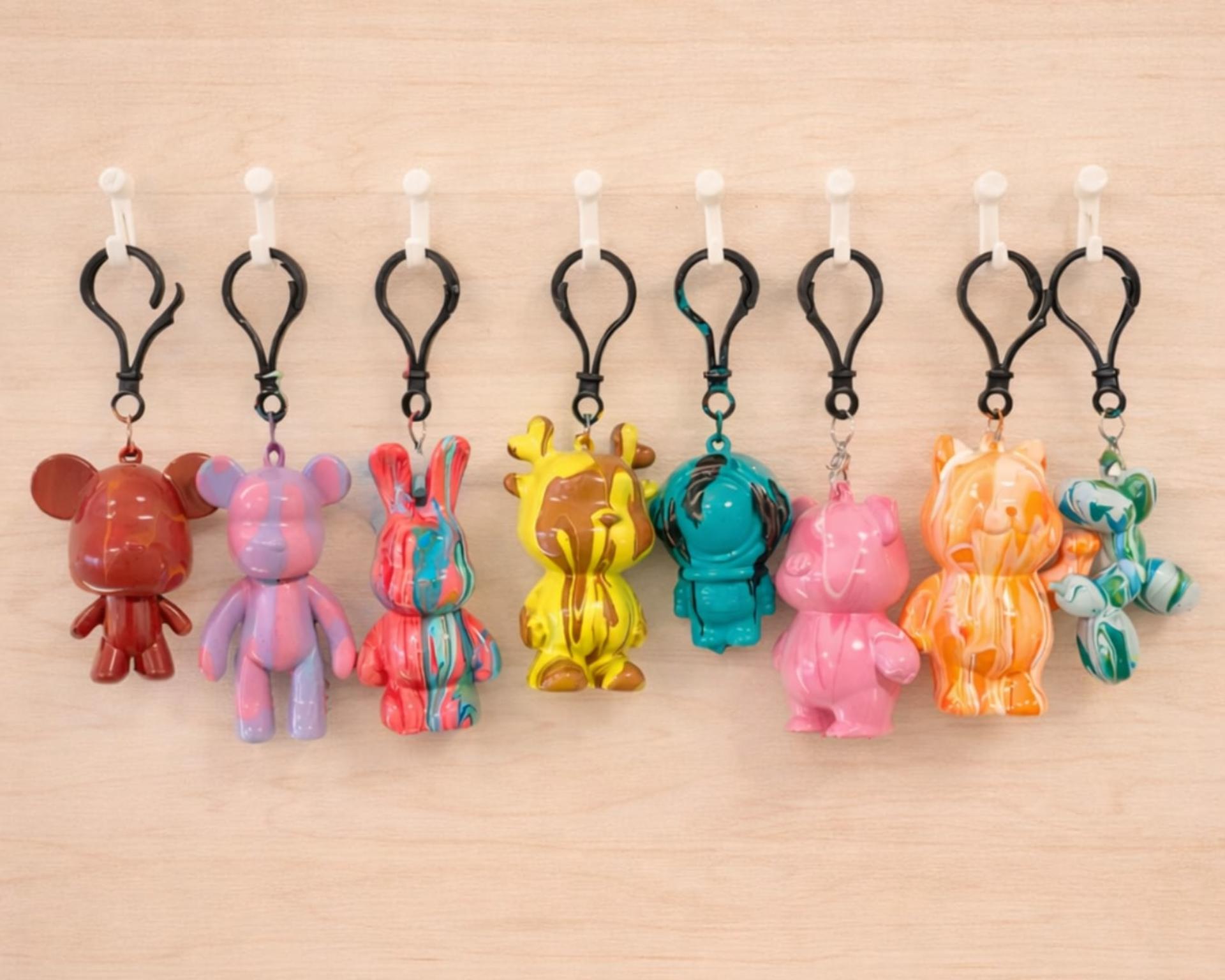 Shibuya Exclusive: Paint Your Own Hachiko or Animal Figurine - Thumbnail 9