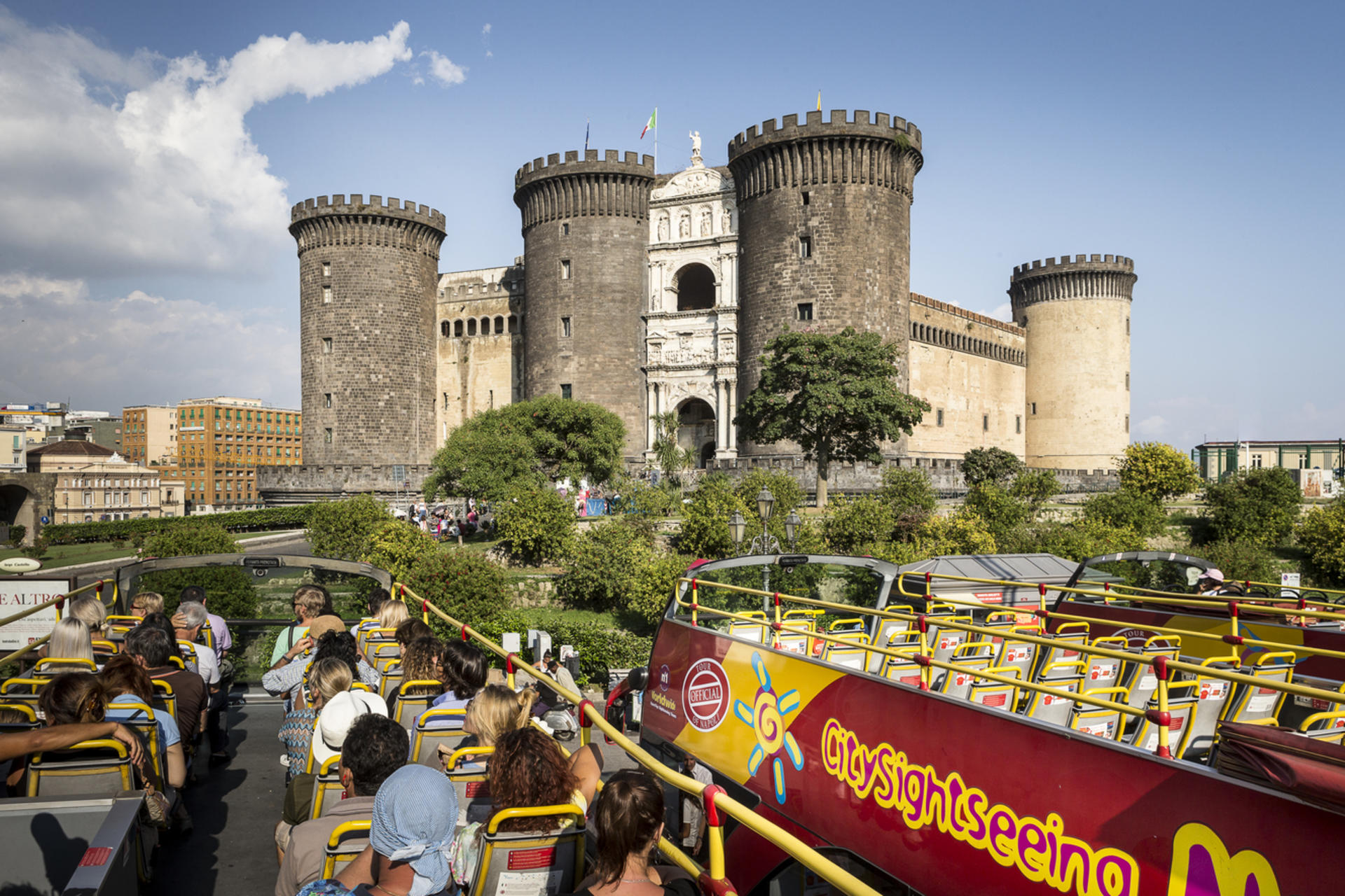 City Sightseeing Napoli Hop On Hop Off Tour 24h - Thumbnail 8