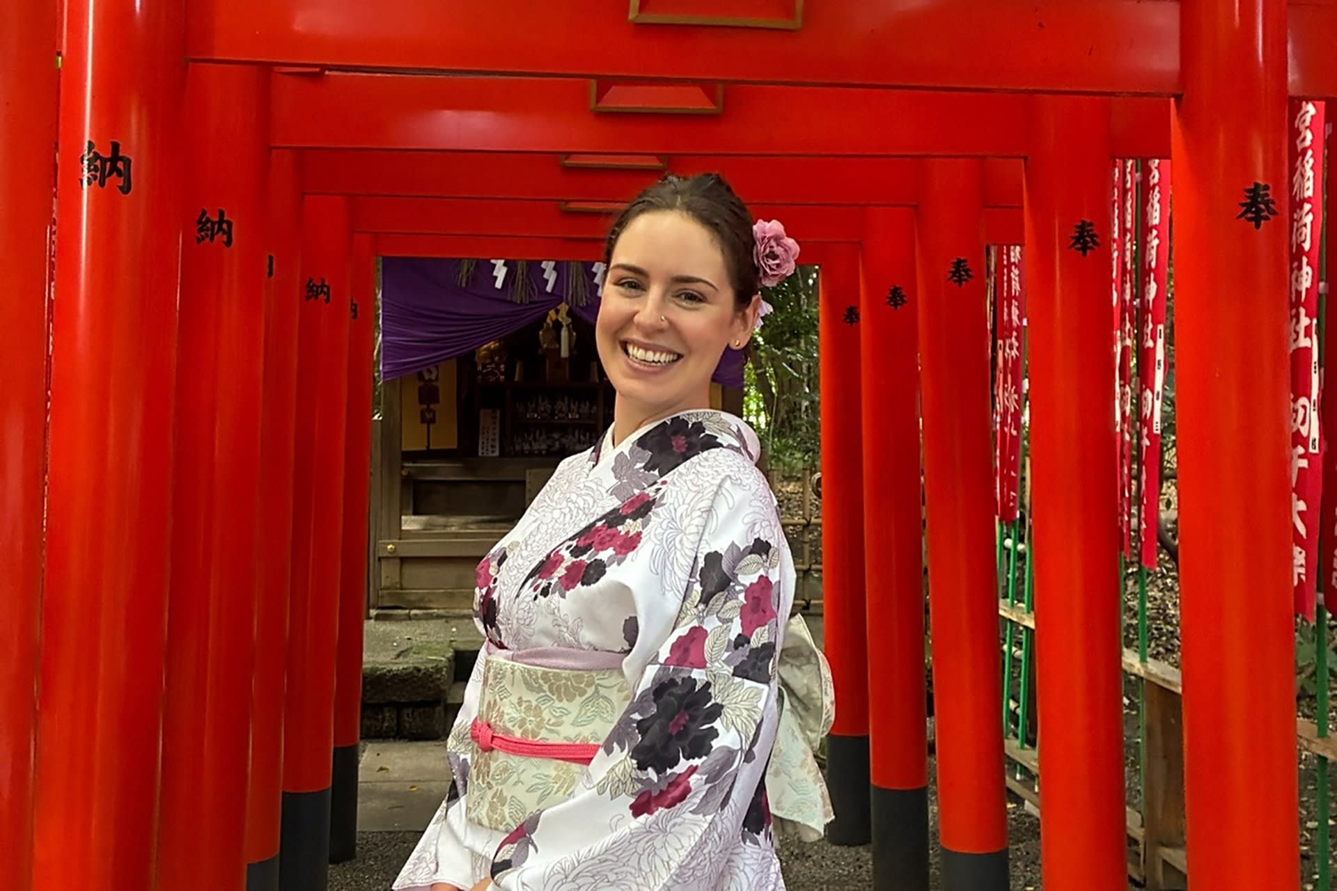 Tokyo: Private Kimono Dressing & Shrine Stroll Experience - Image 1