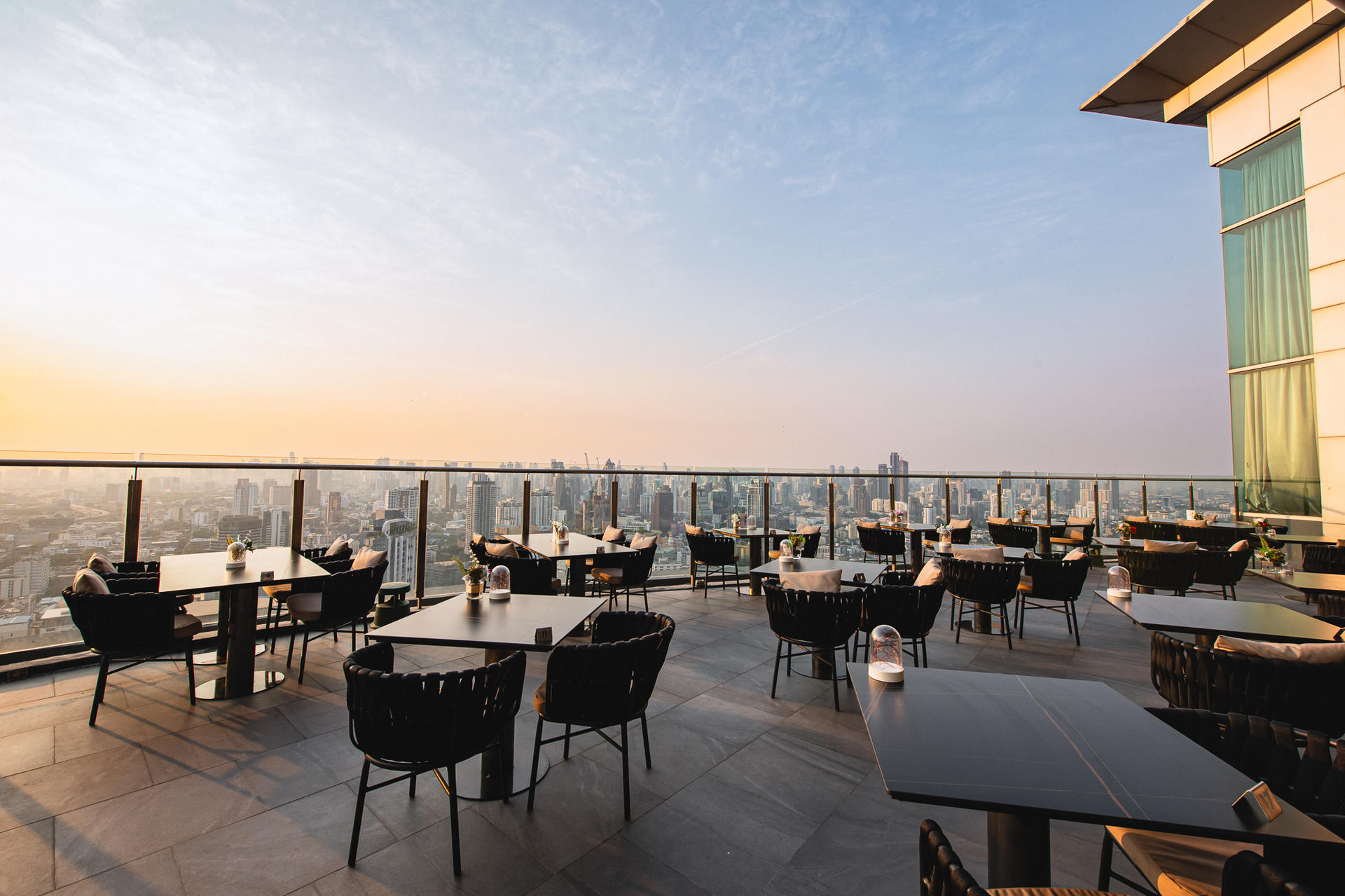 Cielo Sky Bar & Restaurant Rooftop - Thumbnail 4