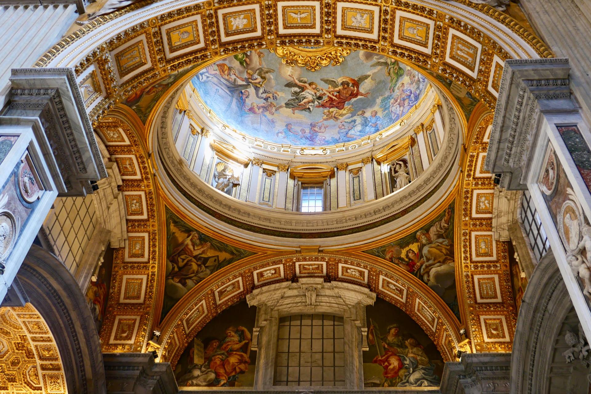 St. Peter's Basilica tour from the top to the underground in Rome - Thumbnail 8
