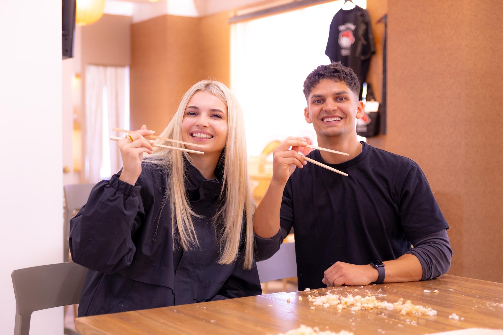 Chopstick Making Class in Osaka  - Thumbnail 4