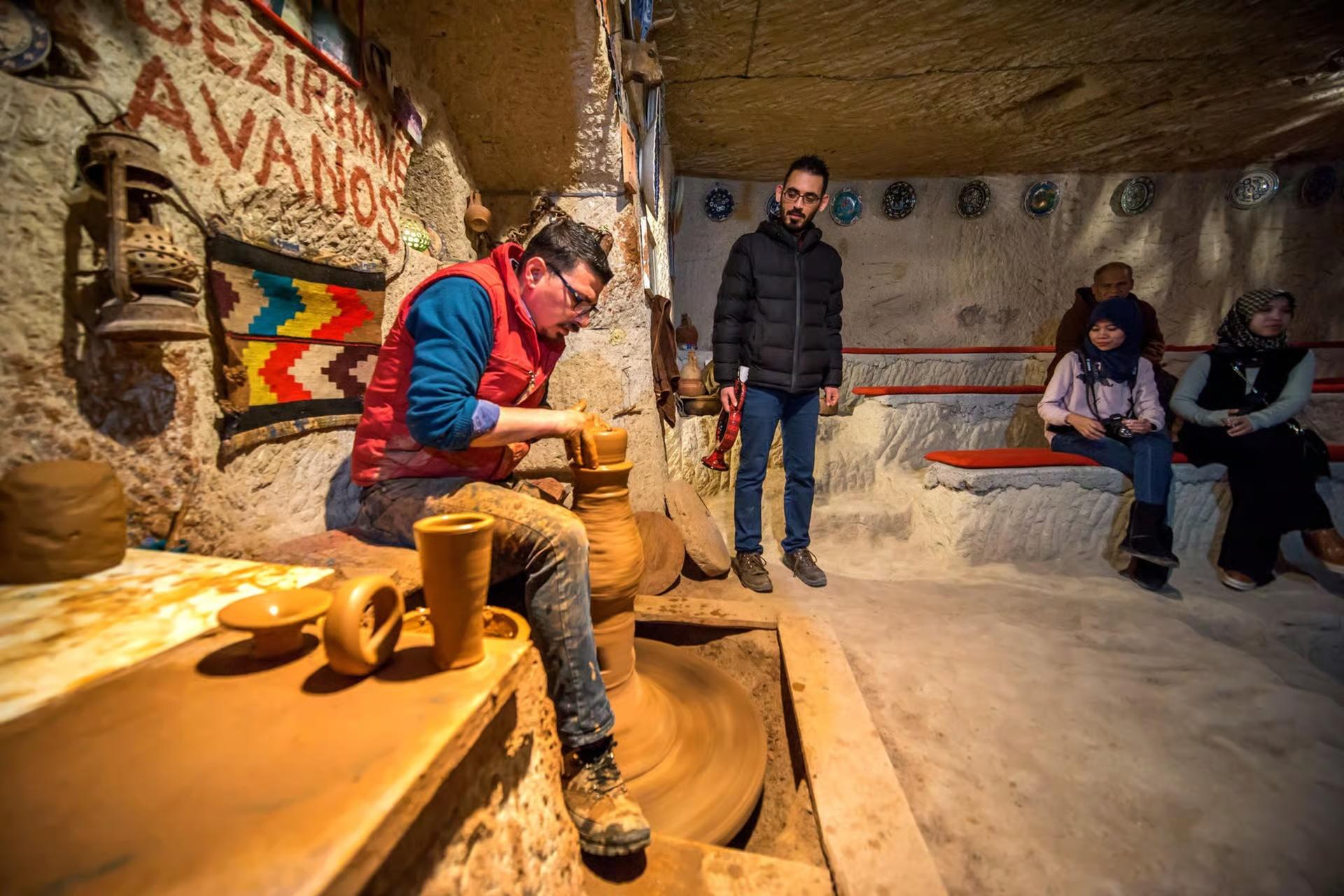 Traditional Pottery Workshop in Cappadocia - Thumbnail 5