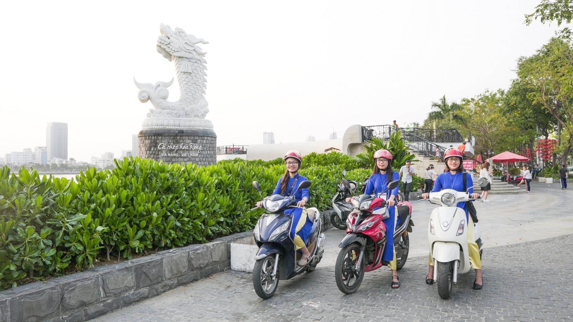 Da Nang City Tour with Aodai Rider - Thumbnail 7