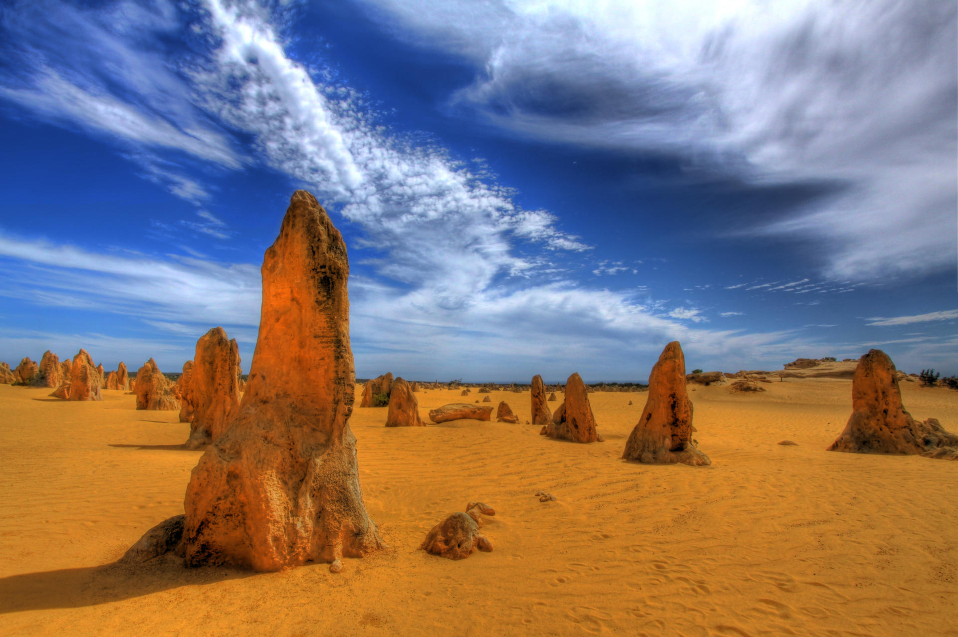 Pinnacle Desert, Yanchep and Swan Valley Tour