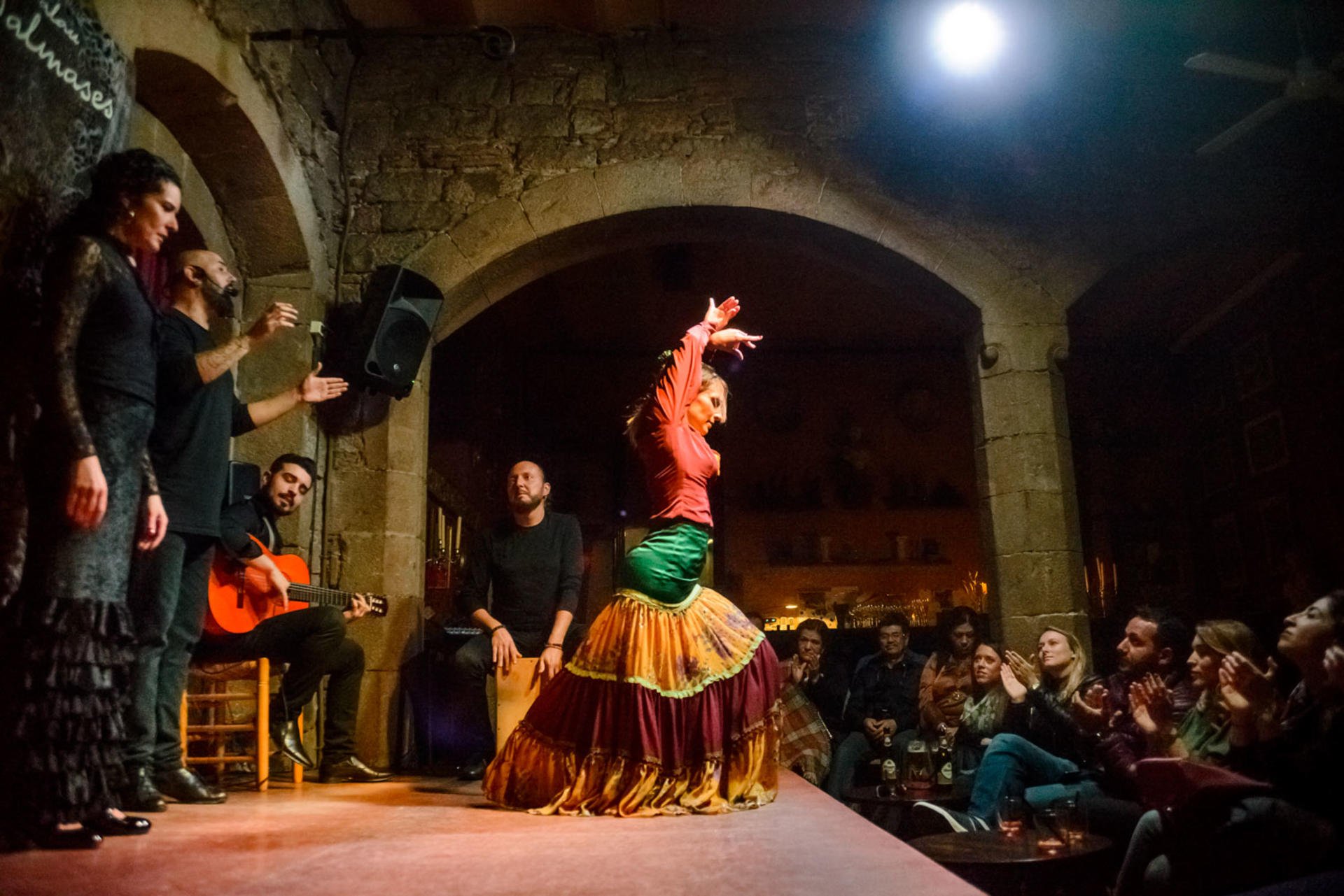 Barcelona Gothic Quarter Tour with Tapas, Wine and Flamenco Show - Thumbnail 5