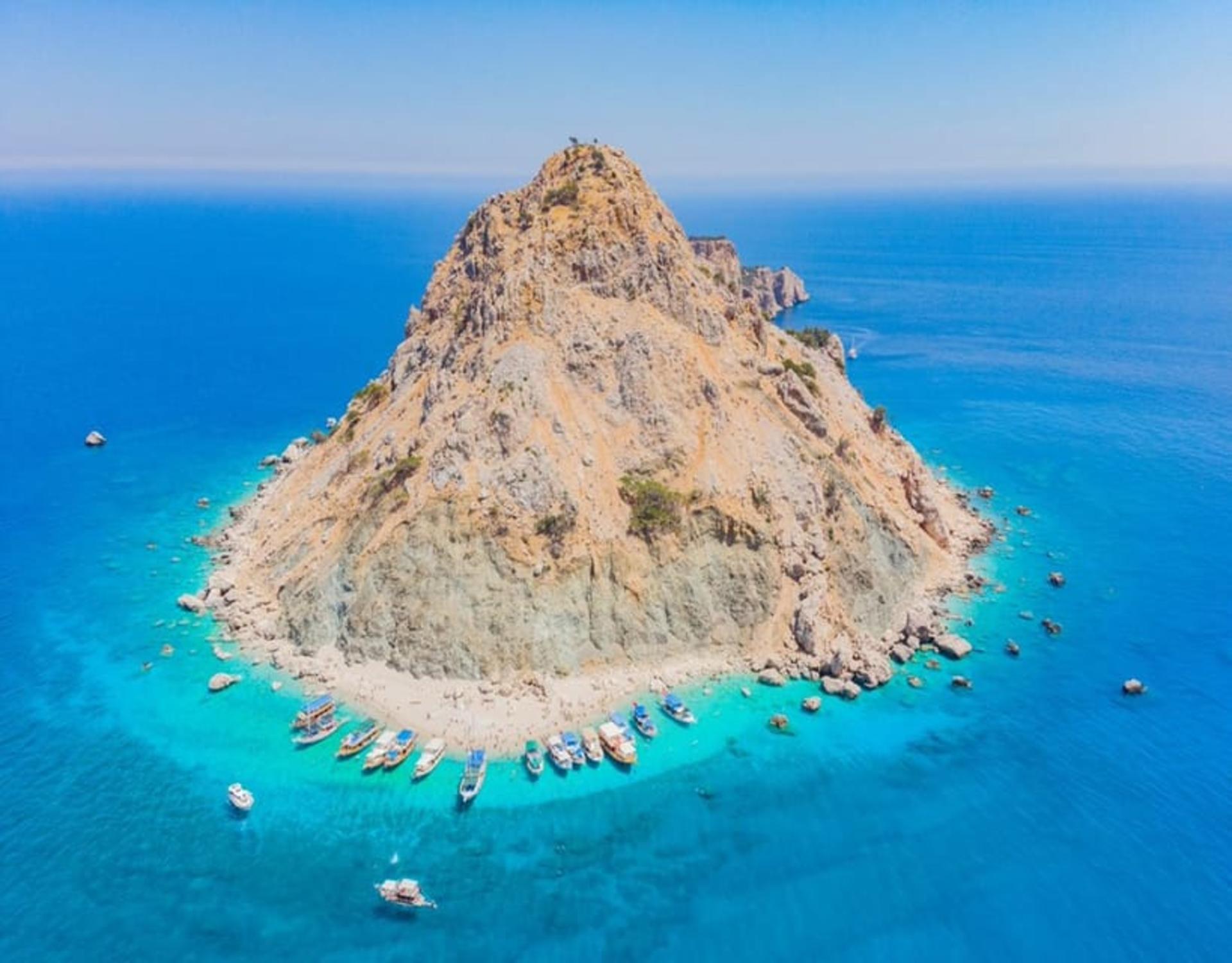 Antalya: Suluada Island Boat Trip with Lunch & Hotel Pickup Option - Thumbnail 3
