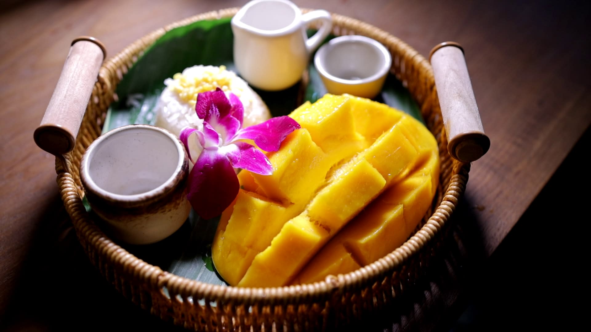 Homies Thai cooking class - Thumbnail 4