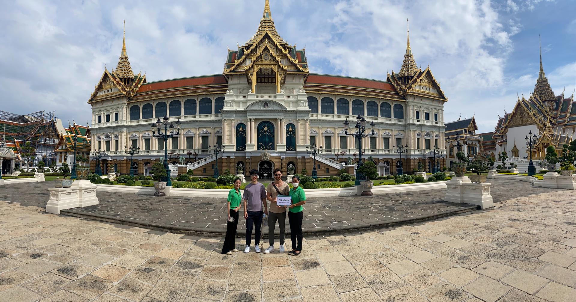 Bangkok Grand Palace & Wat Phra Kaew Guided Walking Tour - Thumbnail 2