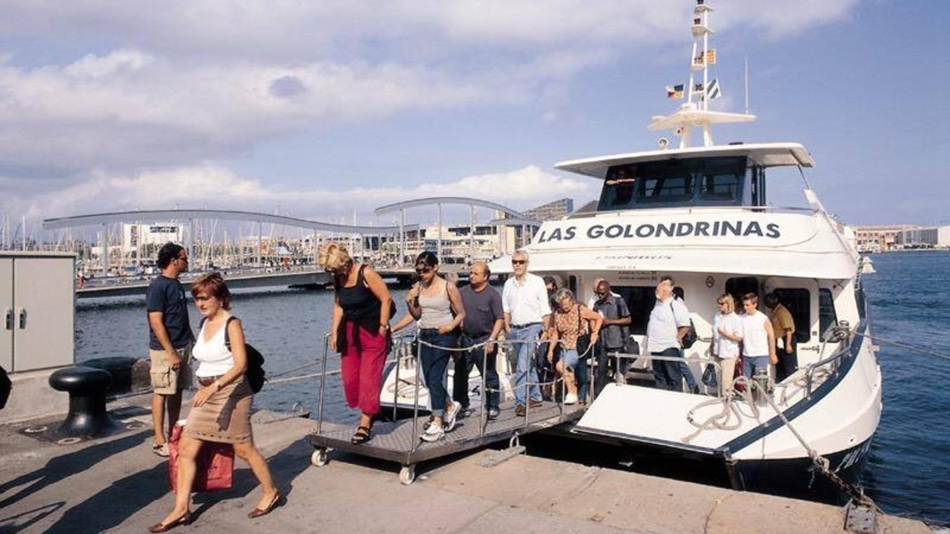 Las Golondrinas Boat Tour in Barcelona - Thumbnail 5