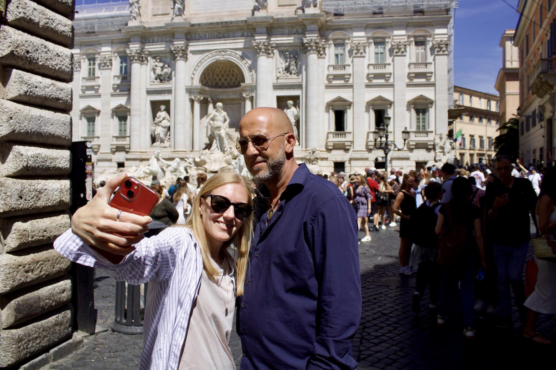 Rome City Highlights Guided Walking Tour - Thumbnail 5