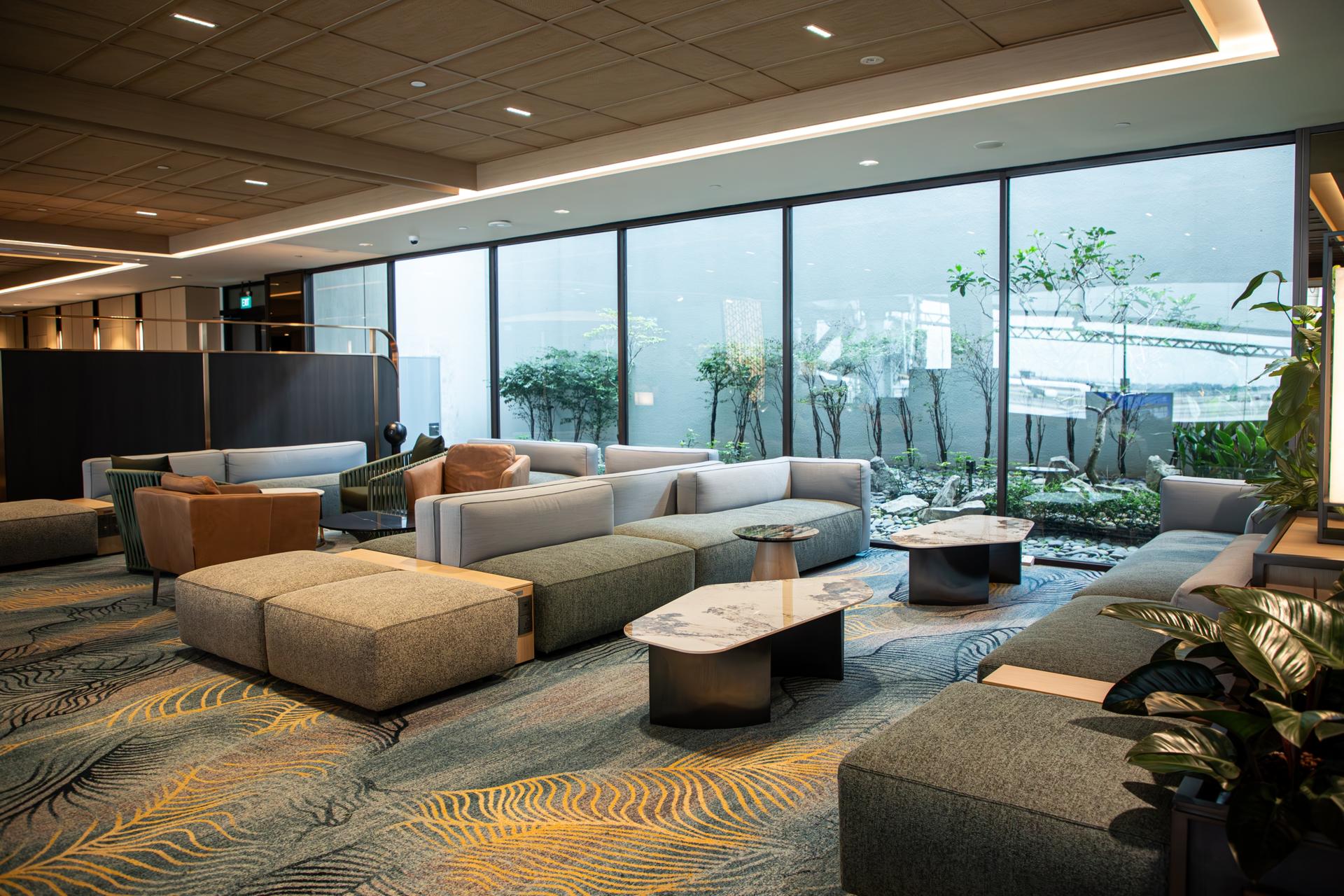 Quayside VIP Meet & Greet by Jet Quay - Includes Buggy Service, Private Immigration & Lounge Access - Thumbnail 9