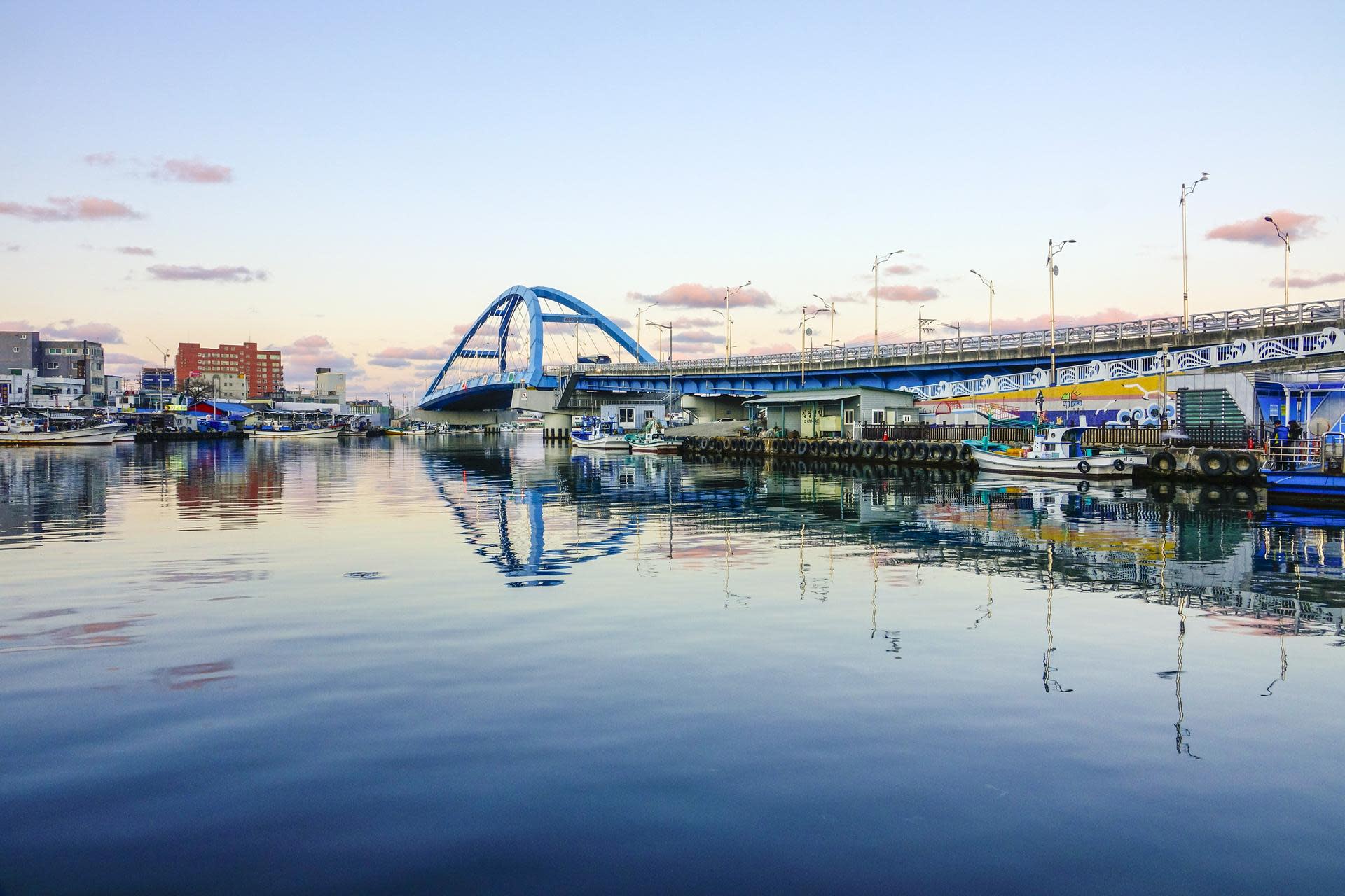 Seoul - Sokcho Premium Private Transfer with Chauffeur - Thumbnail 14