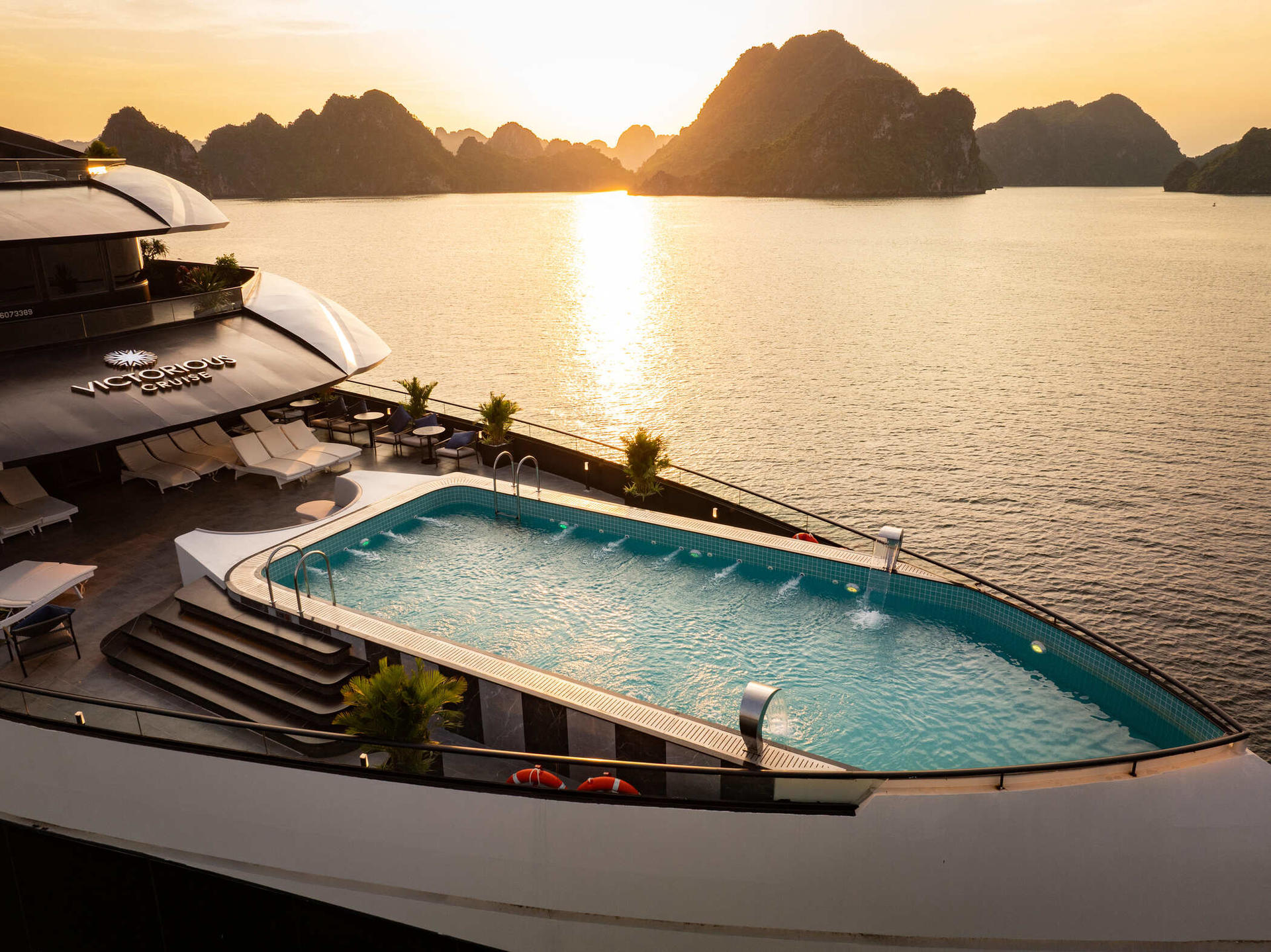 Victorious 2D1N Luxury Cruise: Ha Long Bay with Sung Sot & Ti Top - Thumbnail 21