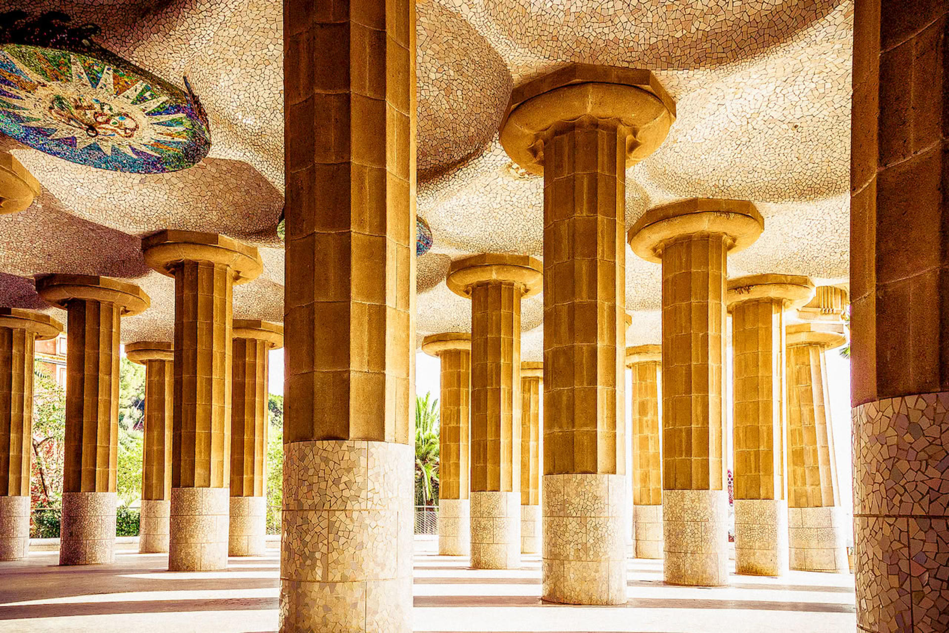 Sagrada Familia & Park Guell Guided Tour - Thumbnail 4