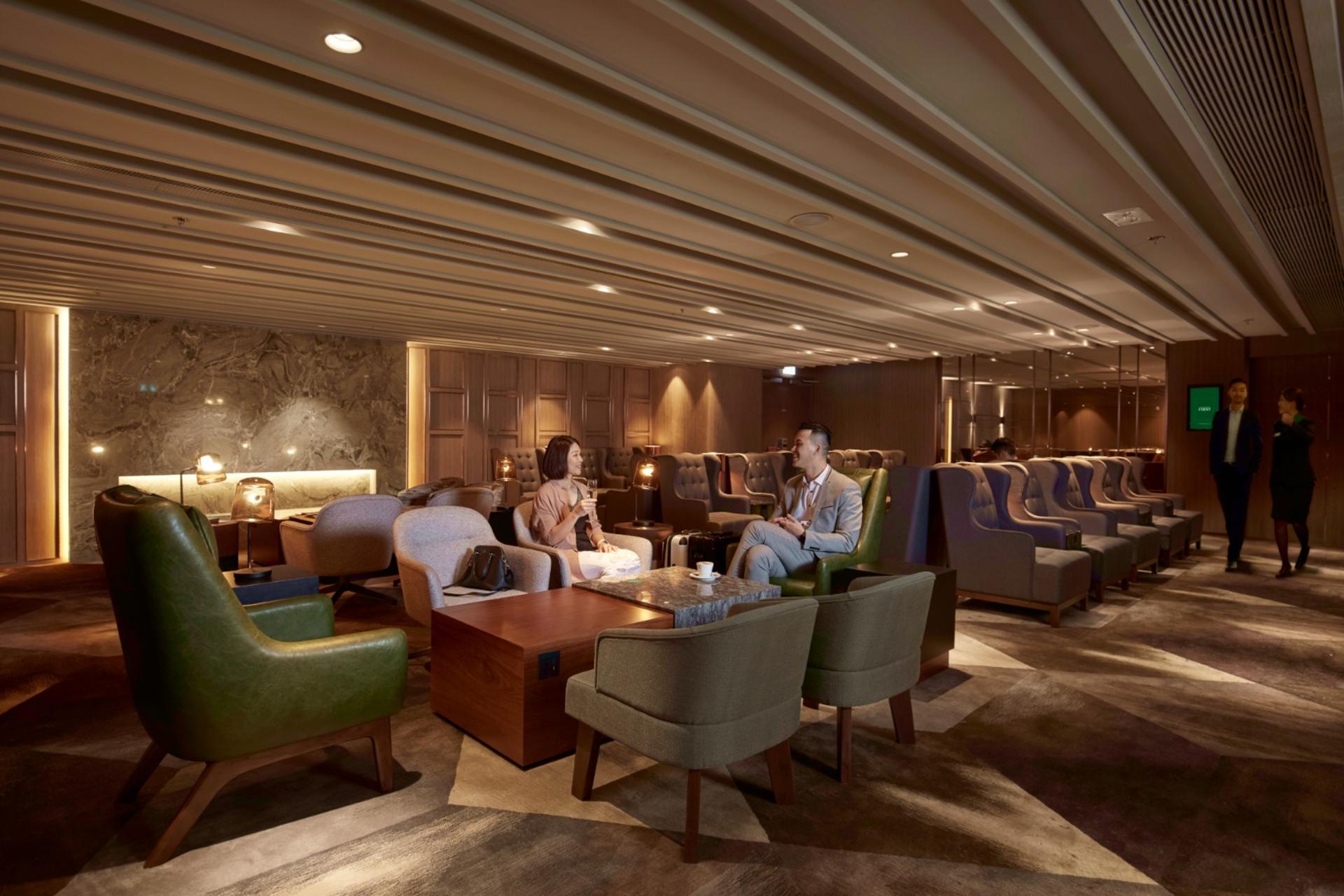 Hong Kong International Airport Plaza Premium First Lounge Service - Thumbnail 2