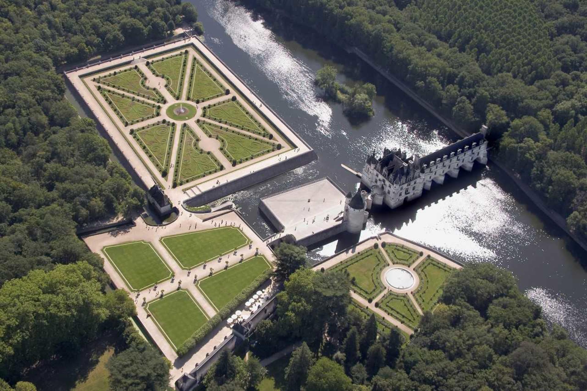 Chateau de Chenonceau Admission in Chenonceaux - Thumbnail 7