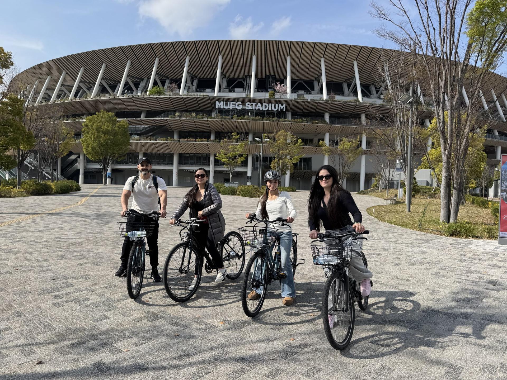 3-Hour E-Bike Experience in Central Tokyo: Palace & Hidden Gems - Image 1