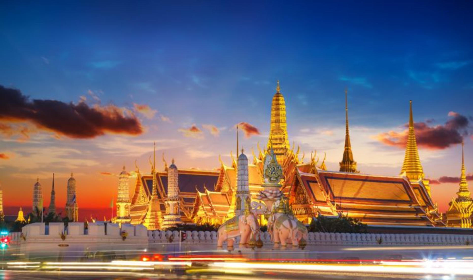 Private Grand Palace Night Tour: Wat Pho, Tha Maharaj, Khao San - Image 1