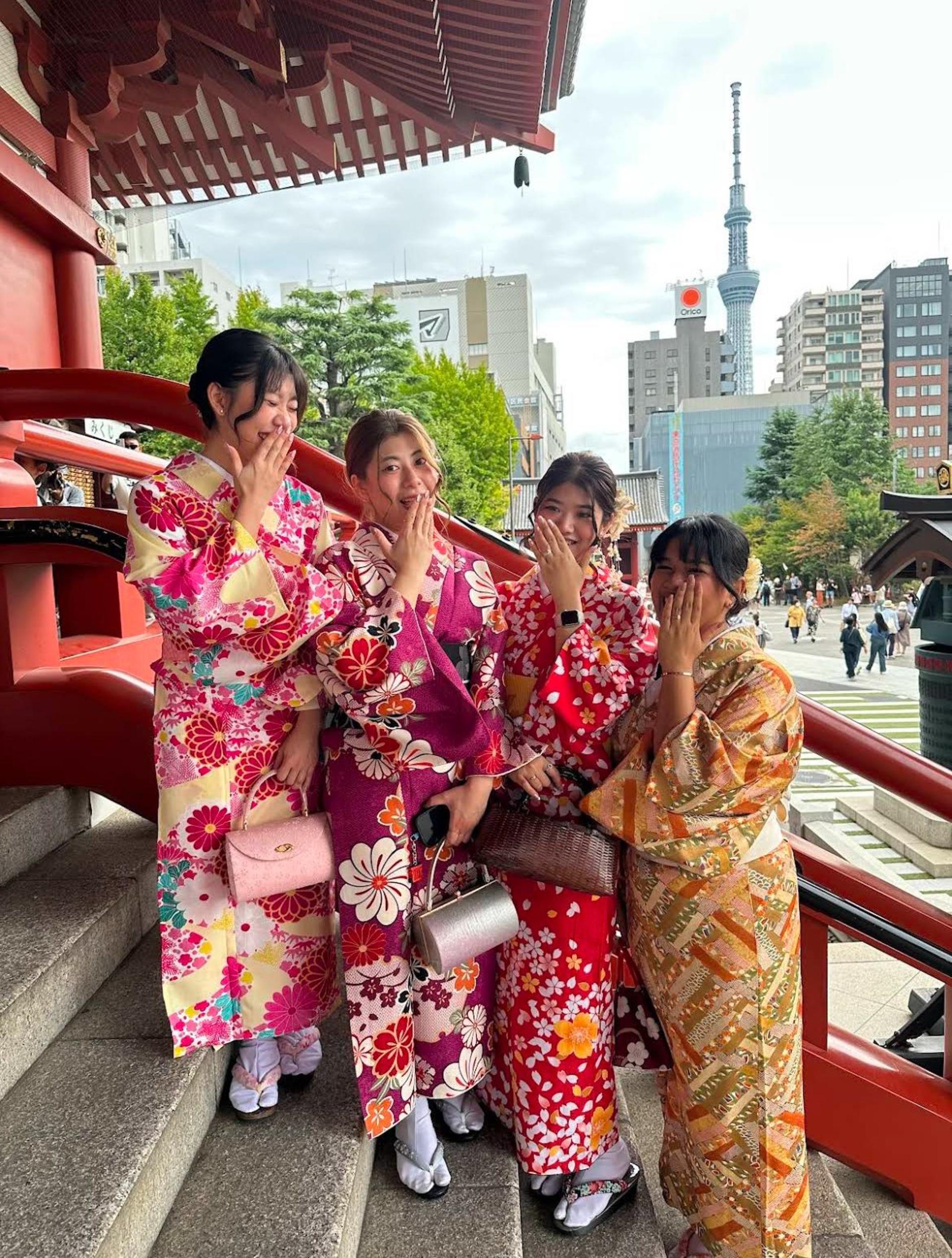 Kimono rental & original chopsticks making experience in Asakusa - Thumbnail 8