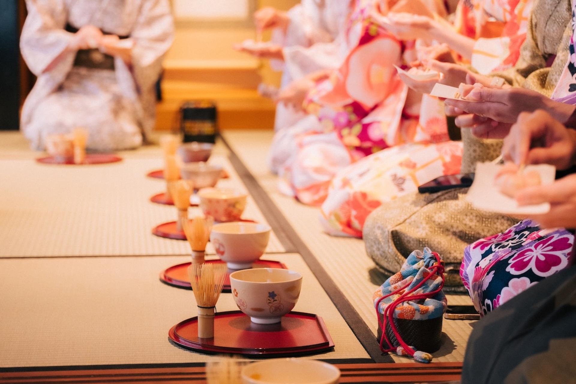 Kimono Tea Ceremony Experience at Kyoto Orizuruya, Gion - Thumbnail 10