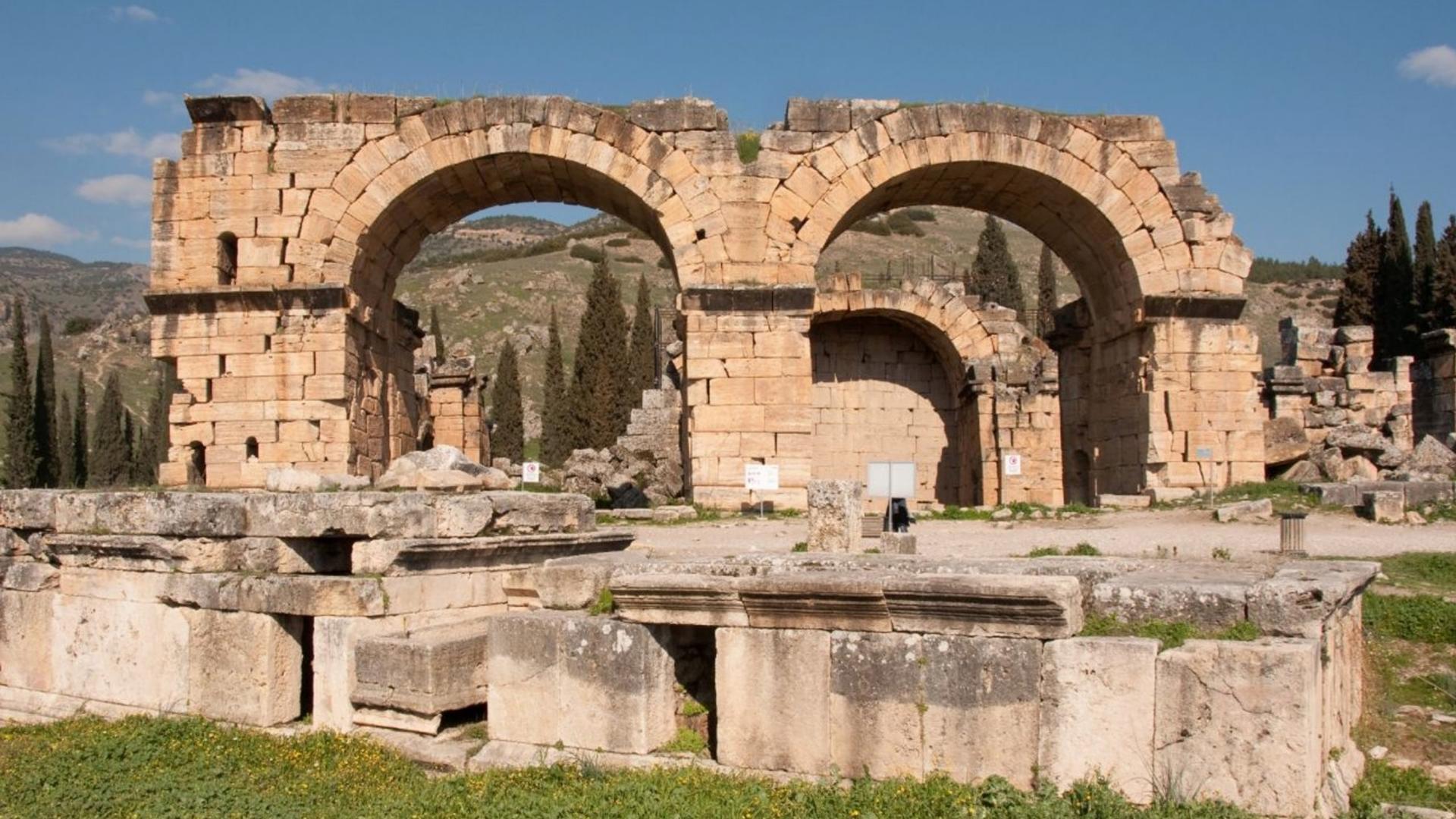 Pamukkale & Hierapolis Small-Group Tour from Antalya - Thumbnail 3