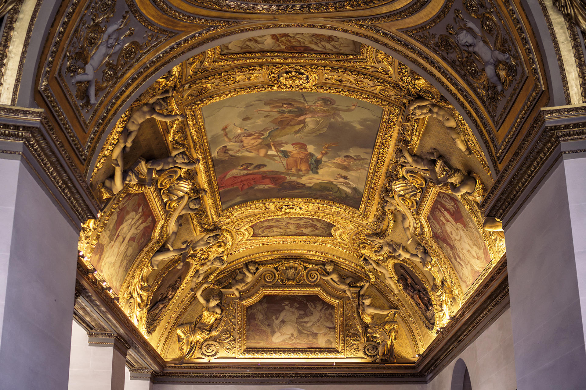 Louvre Museum Tour with Mona Lisa Visit - Thumbnail 9