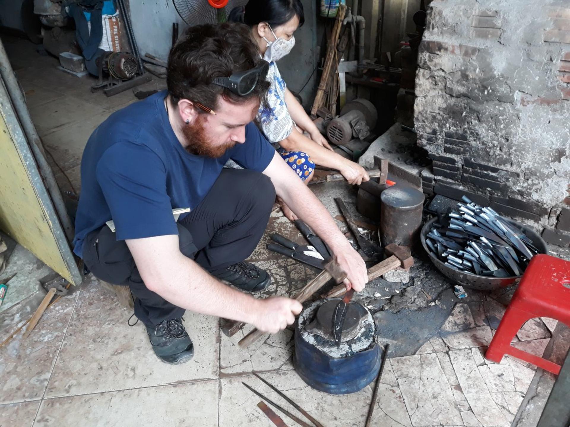 Knife Making Private Class in Ha Noi - Thumbnail 5